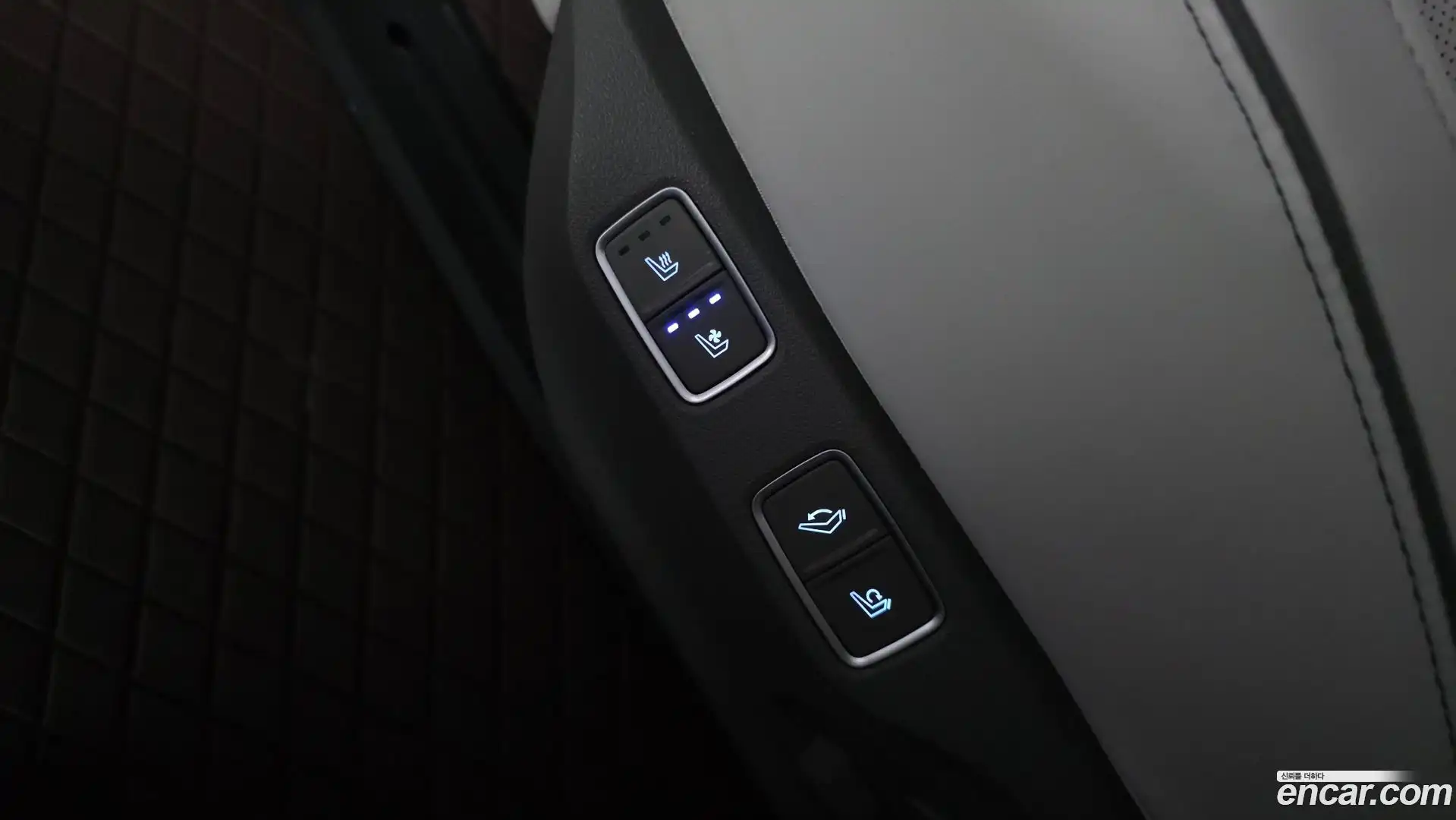 Staria Hyundai 2025.4-OPTION-021