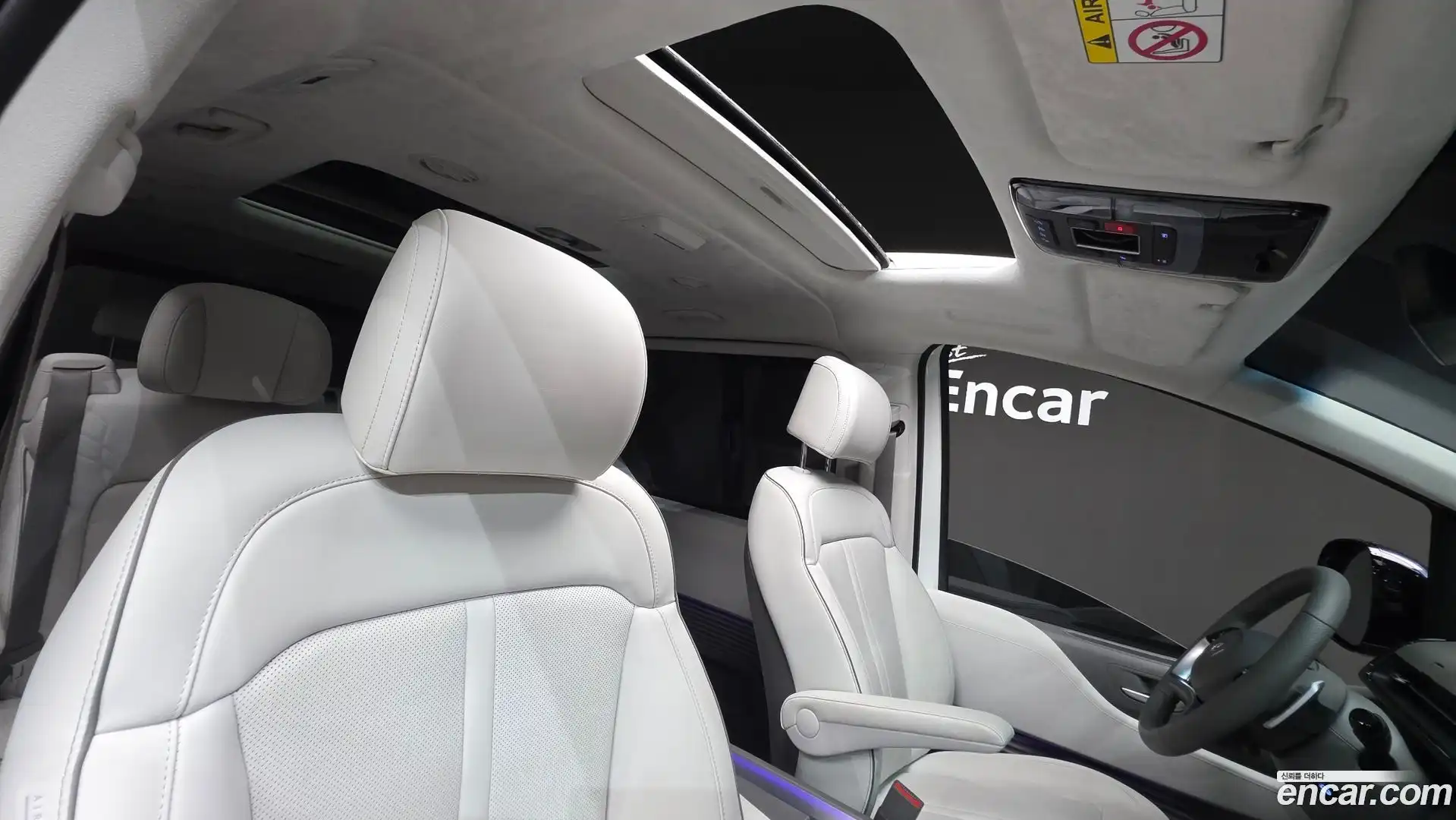 Staria Hyundai 2025.4-OPTION-024