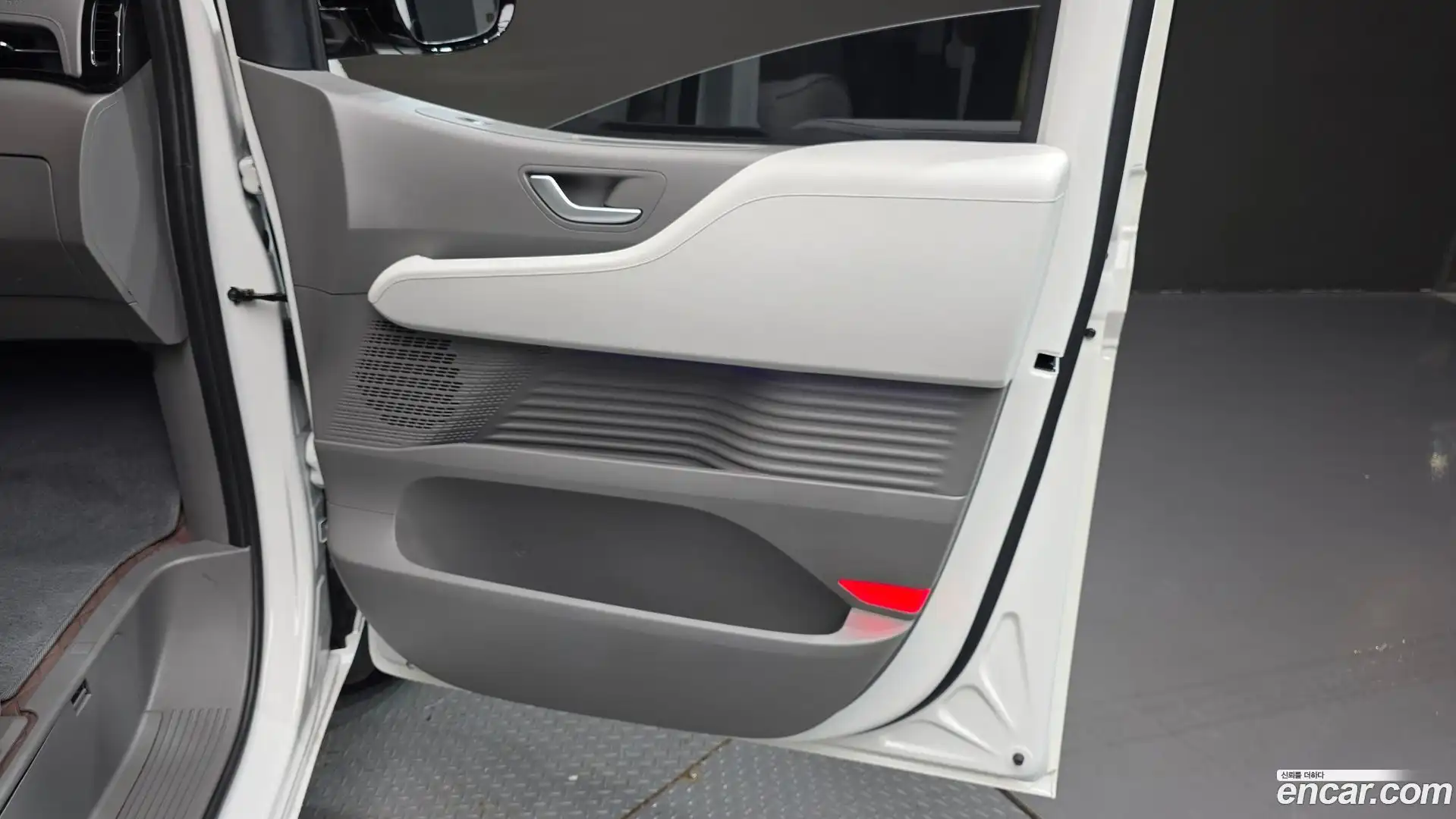 Staria Hyundai 2025.4-INNER-035