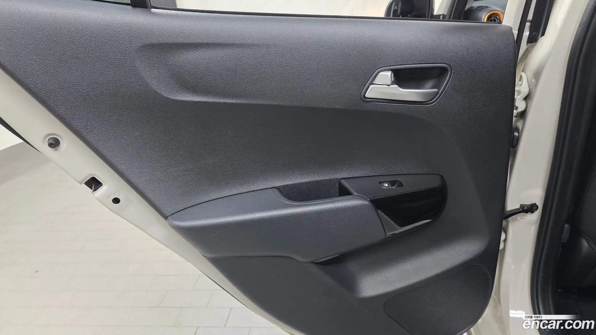 morning Kia 2023.1-INNER-035