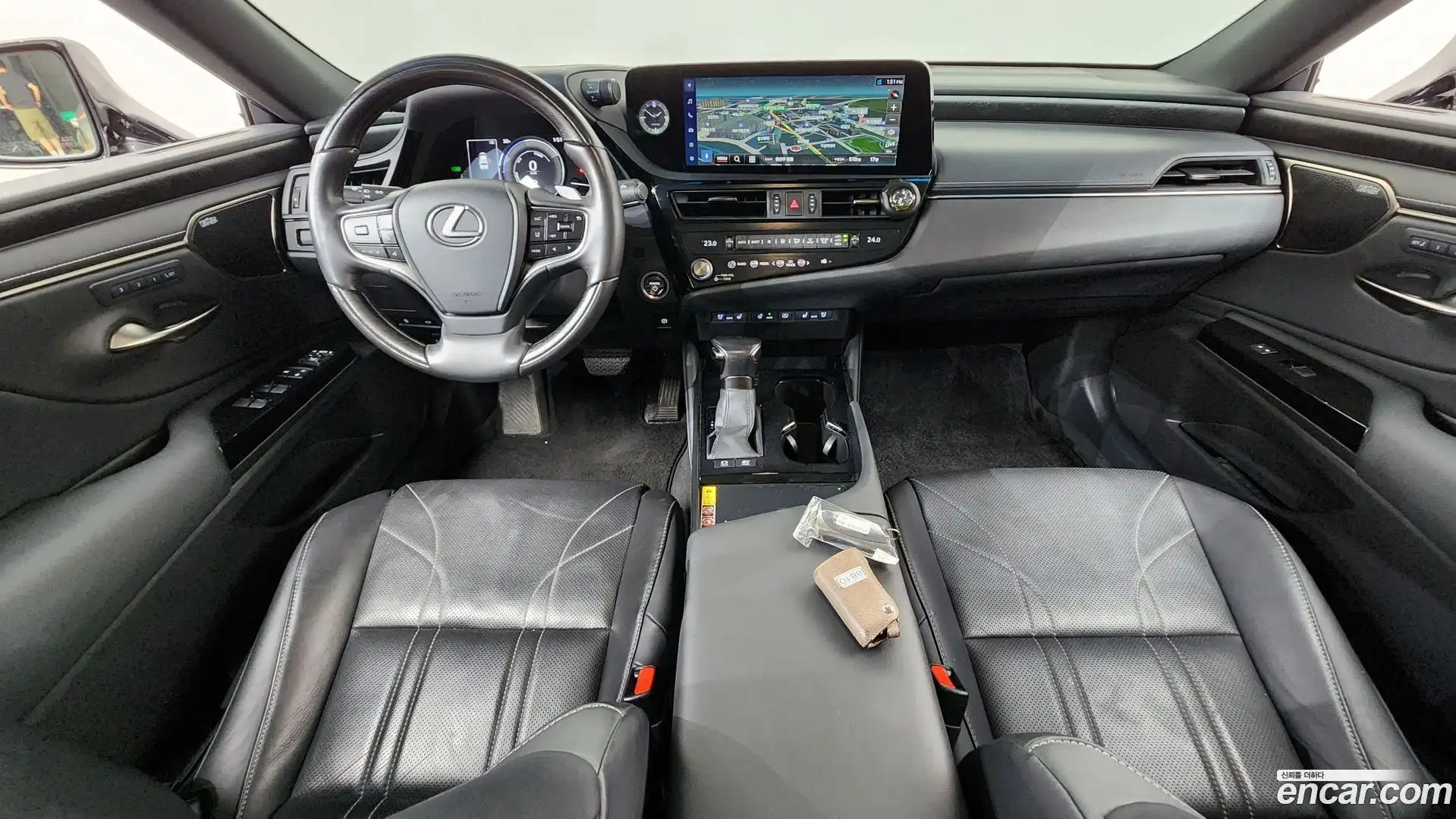 ES Lexus 2023.8-INNER-007