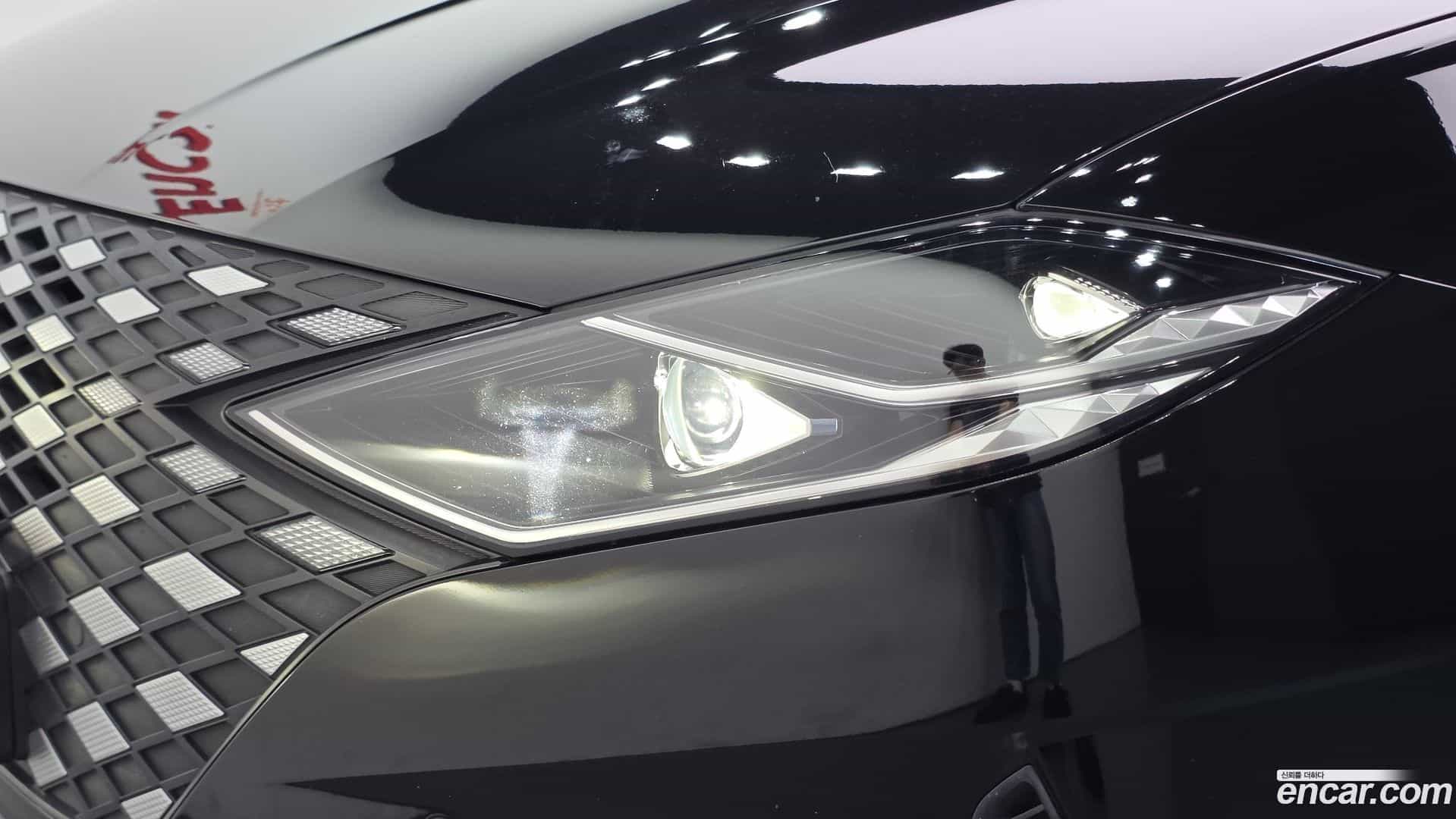 Grandeur Hyundai 2022.0-OUTER-032