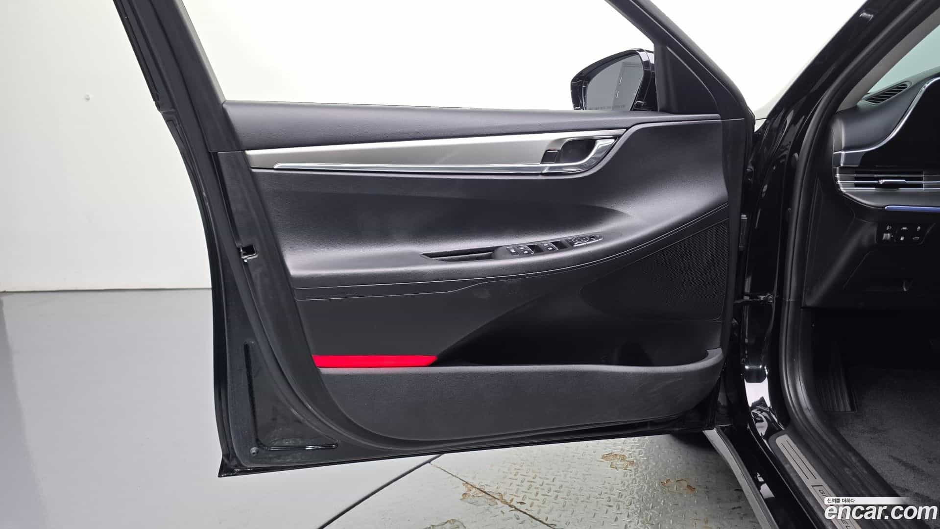 Grandeur Hyundai 2022.0-INNER-034