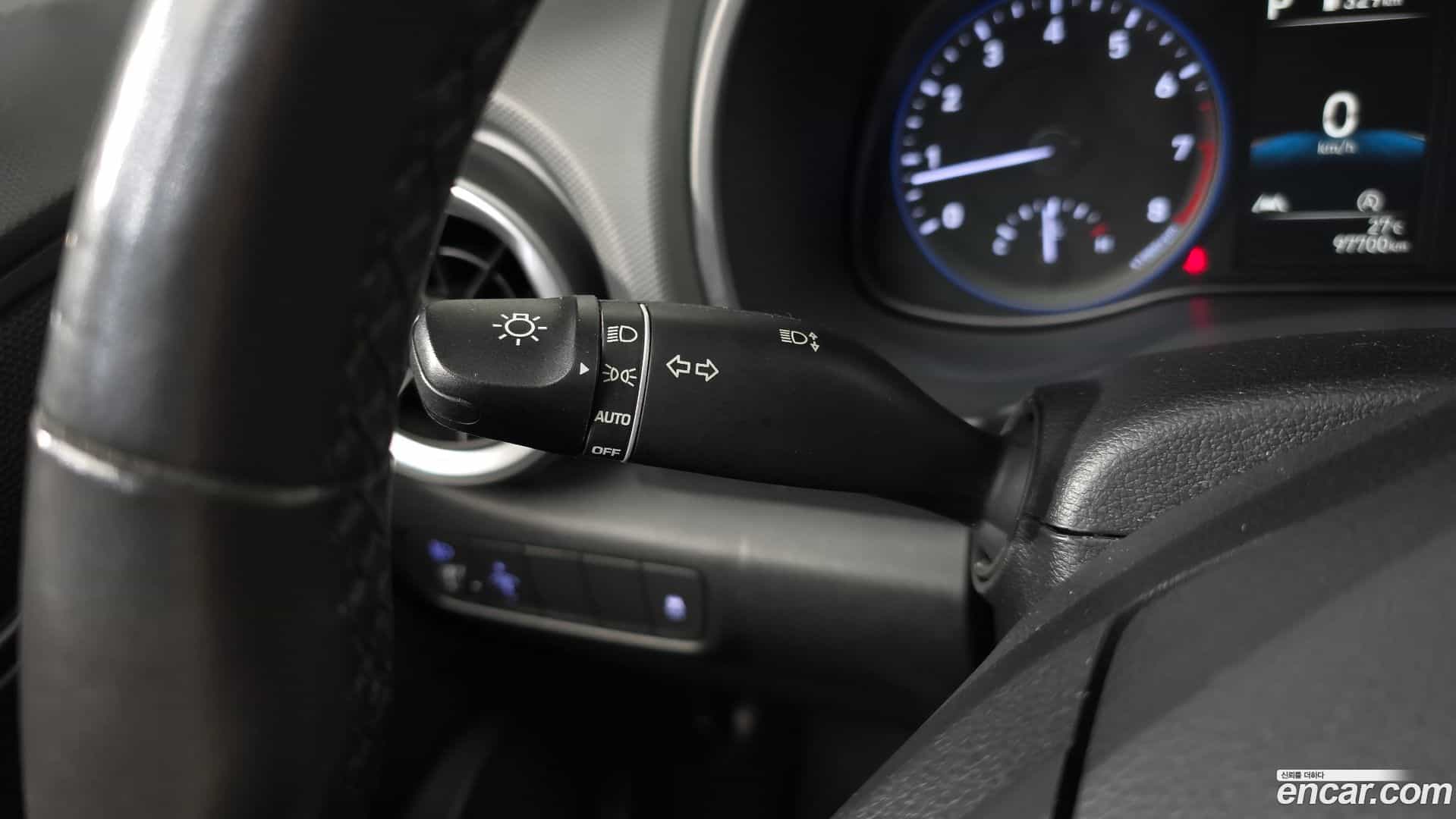 Kona Hyundai 2022.6-OPTION-040