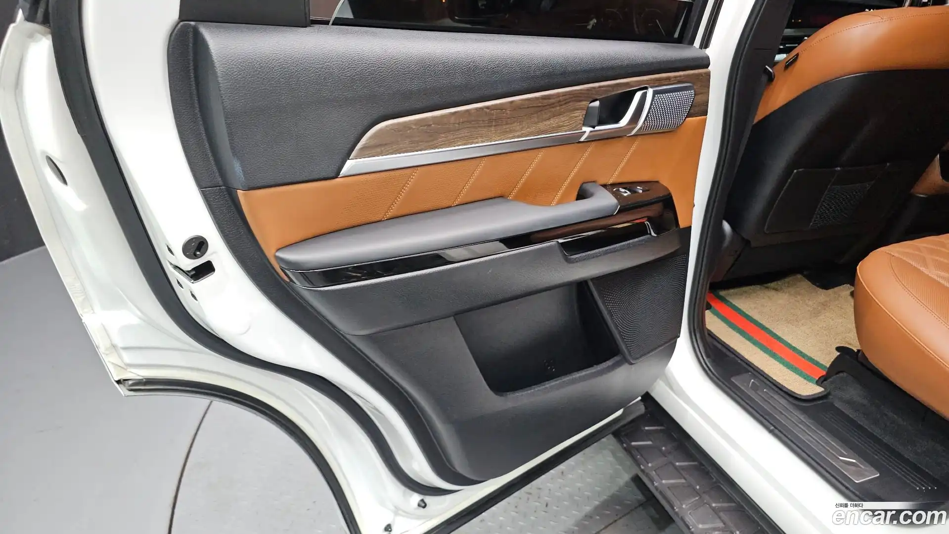 Mohave Kia 2022.5-INNER-035