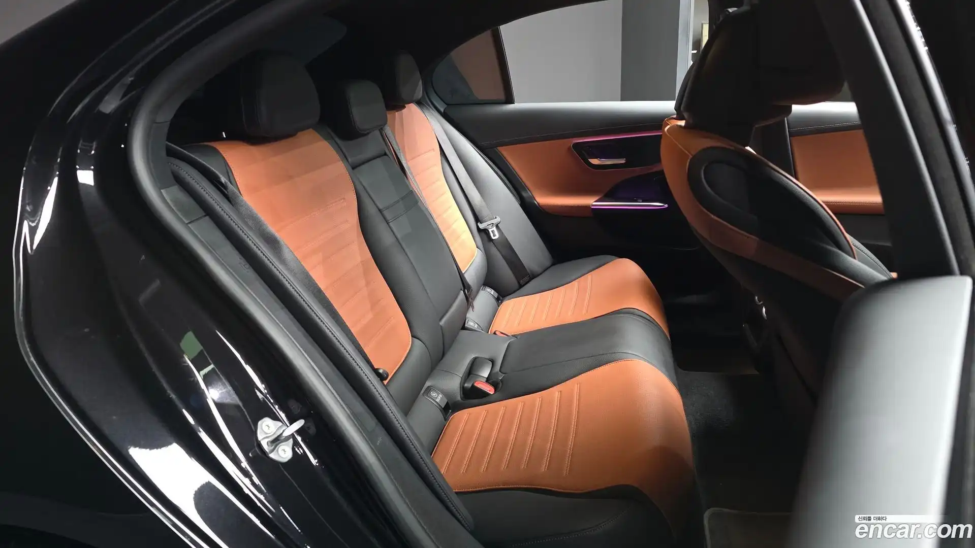 C-Class Mercedes-Benz 2023.2-OPTION-016
