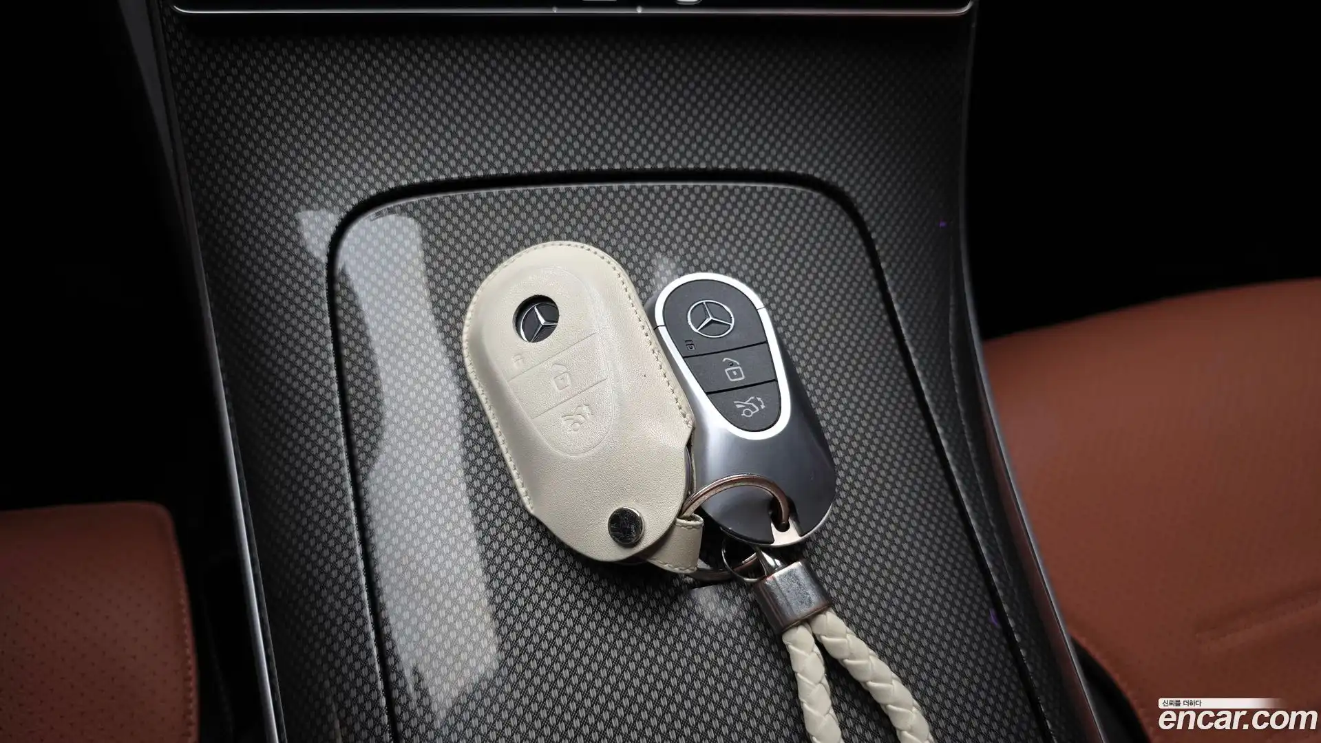 C-Class Mercedes-Benz 2023.2-OPTION-040