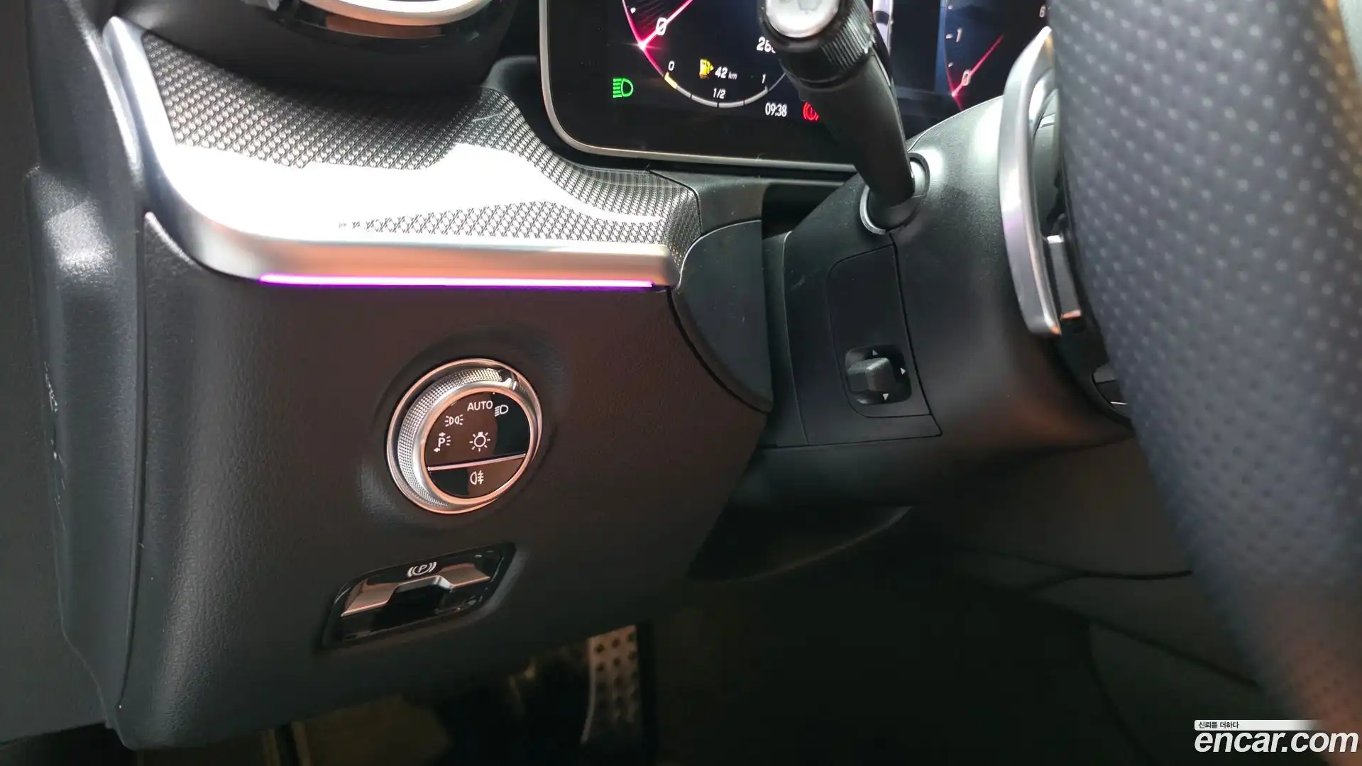 C-Class Mercedes-Benz 2023.2-OPTION-043
