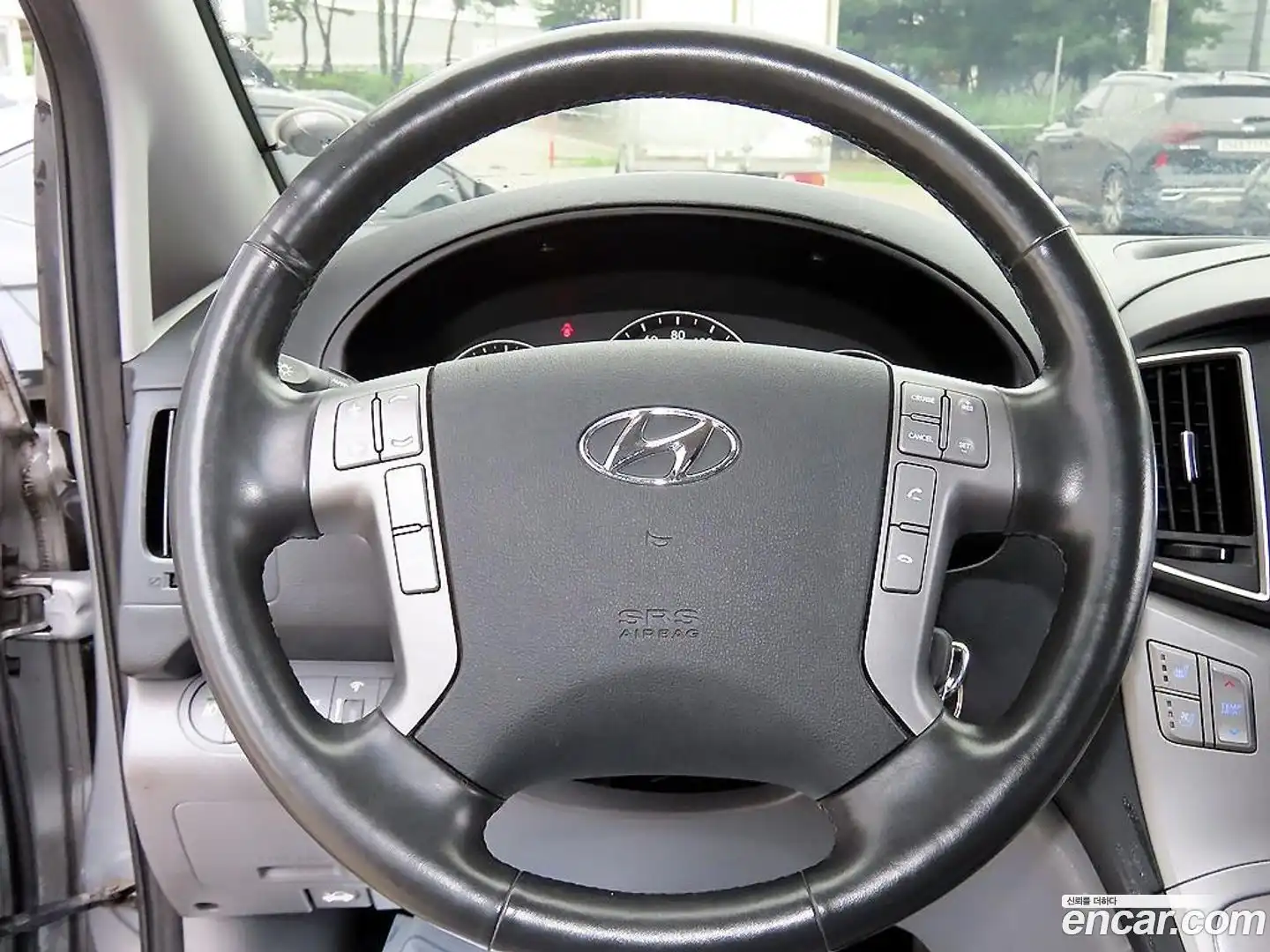 Starex Hyundai 2018.9-INNER-009