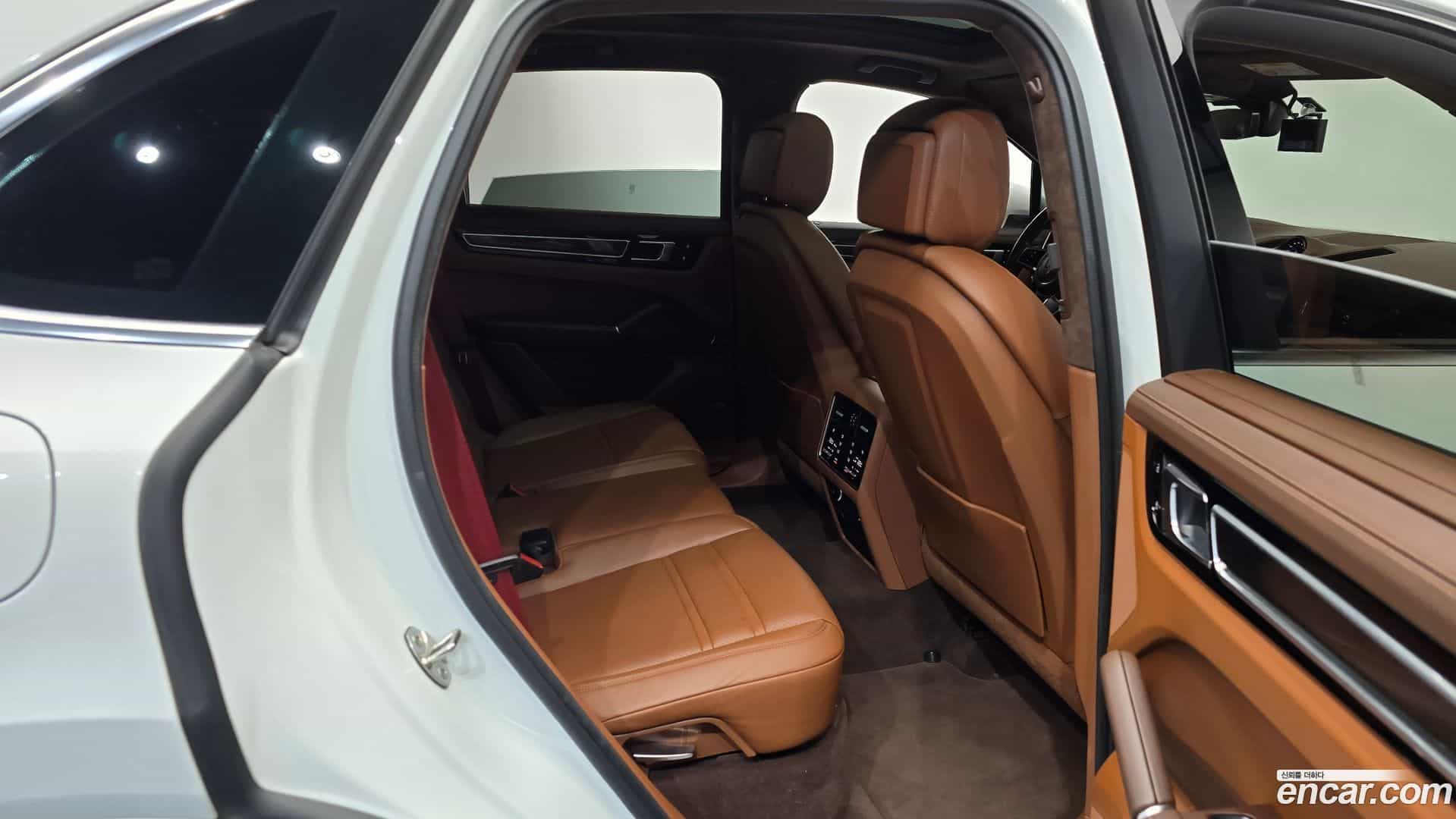 Cayenne Porsche 2021.0-OPTION-015