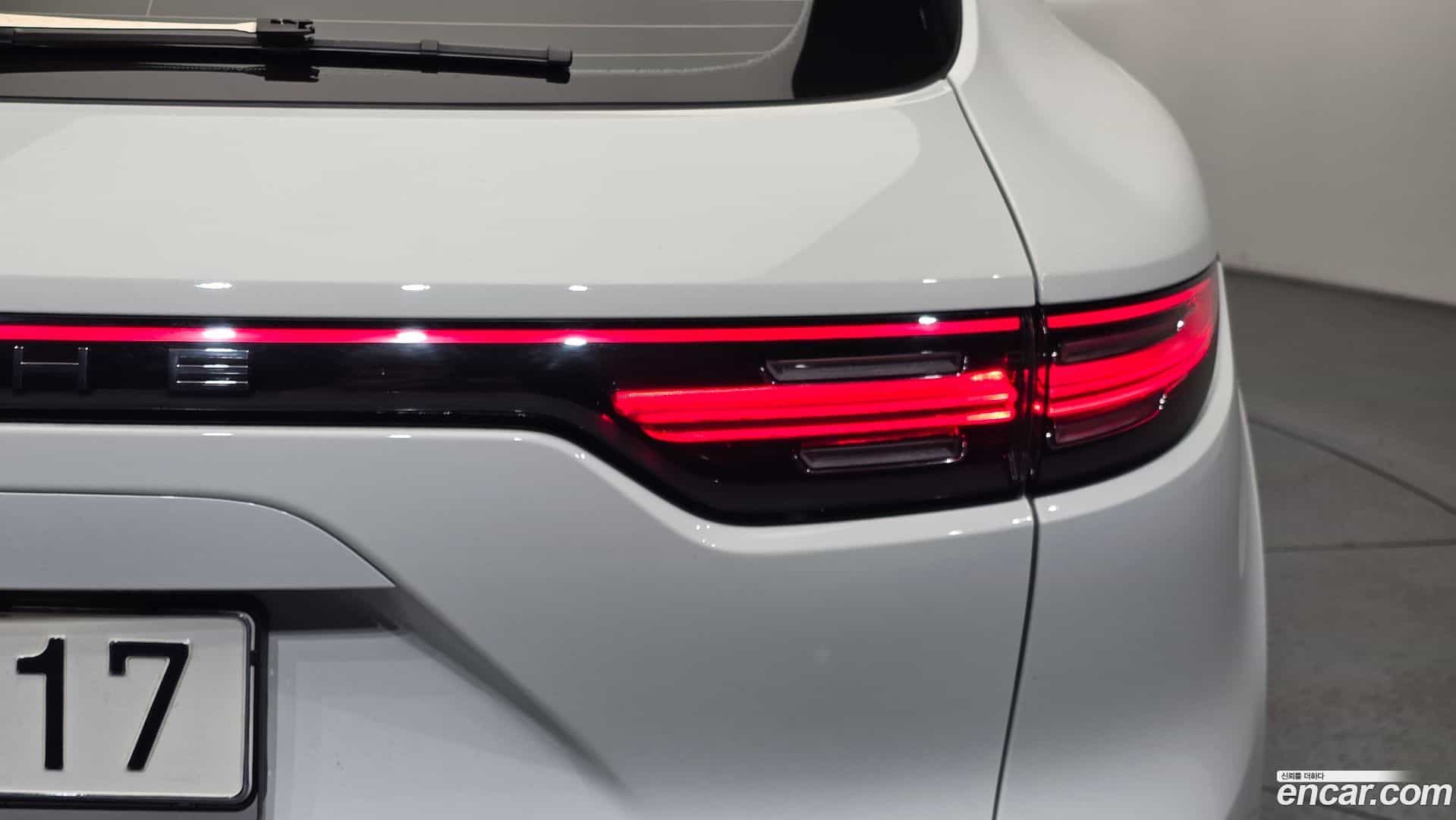 Cayenne Porsche 2021.0-OUTER-033