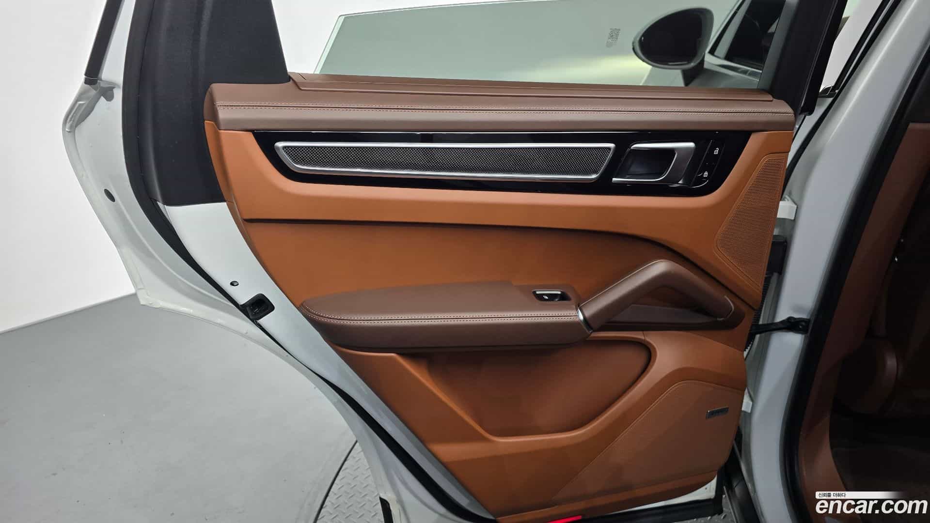 Cayenne Porsche 2021.0-INNER-035