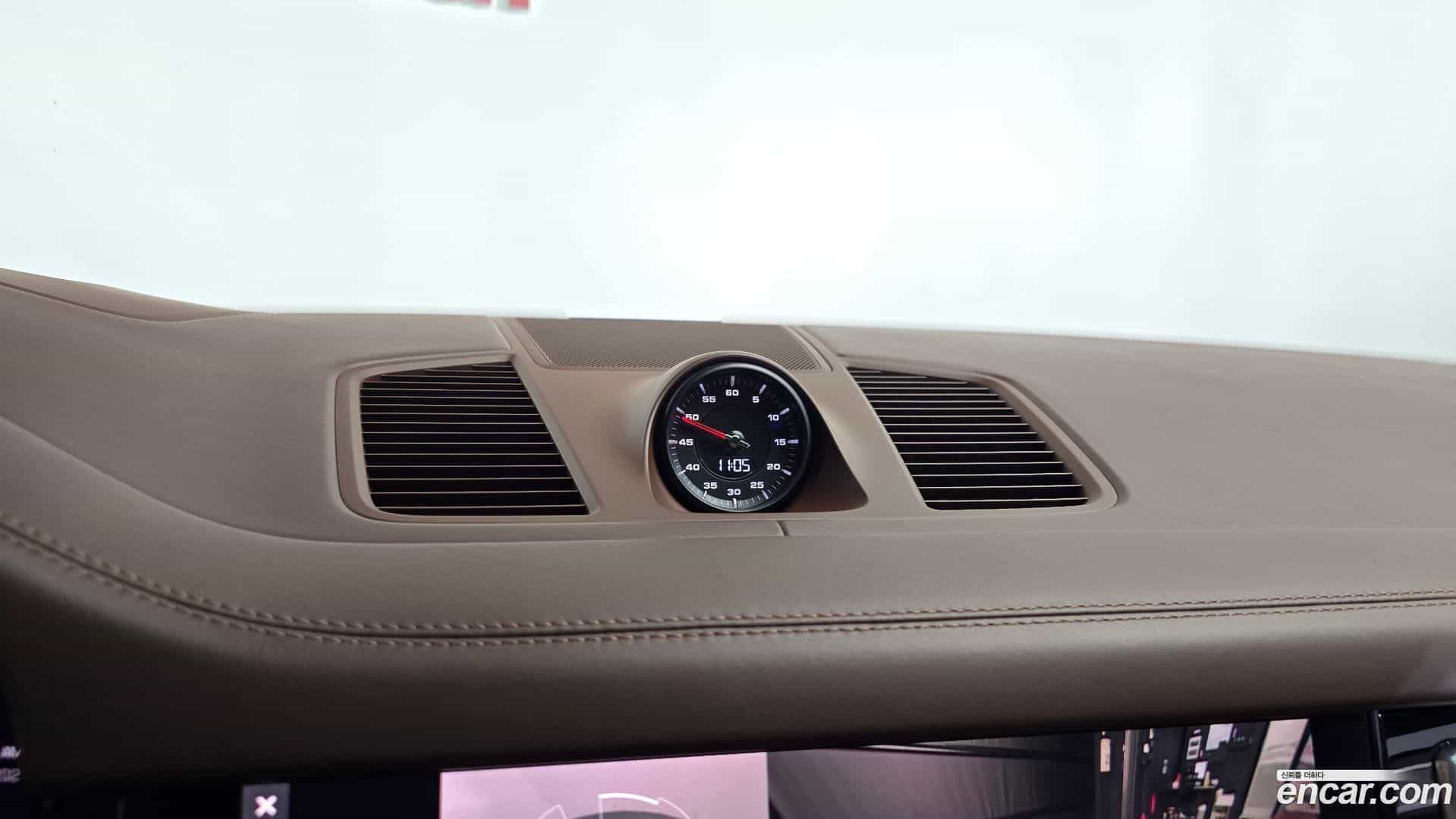 Cayenne Porsche 2021.0-OPTION-043
