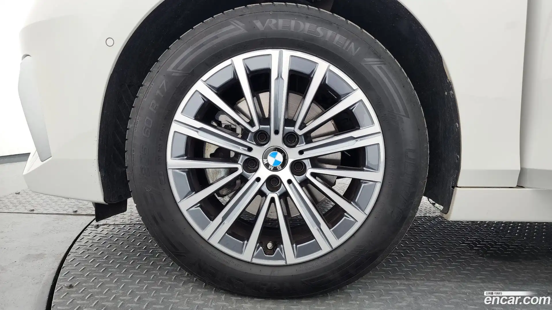 2-Series BMW 2025.3-OUTER-005