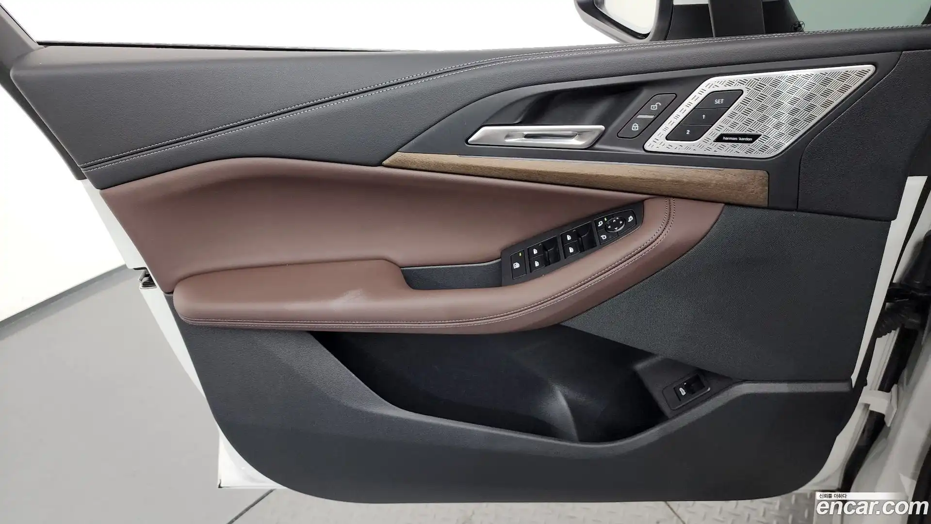 2-Series BMW 2025.3-INNER-034