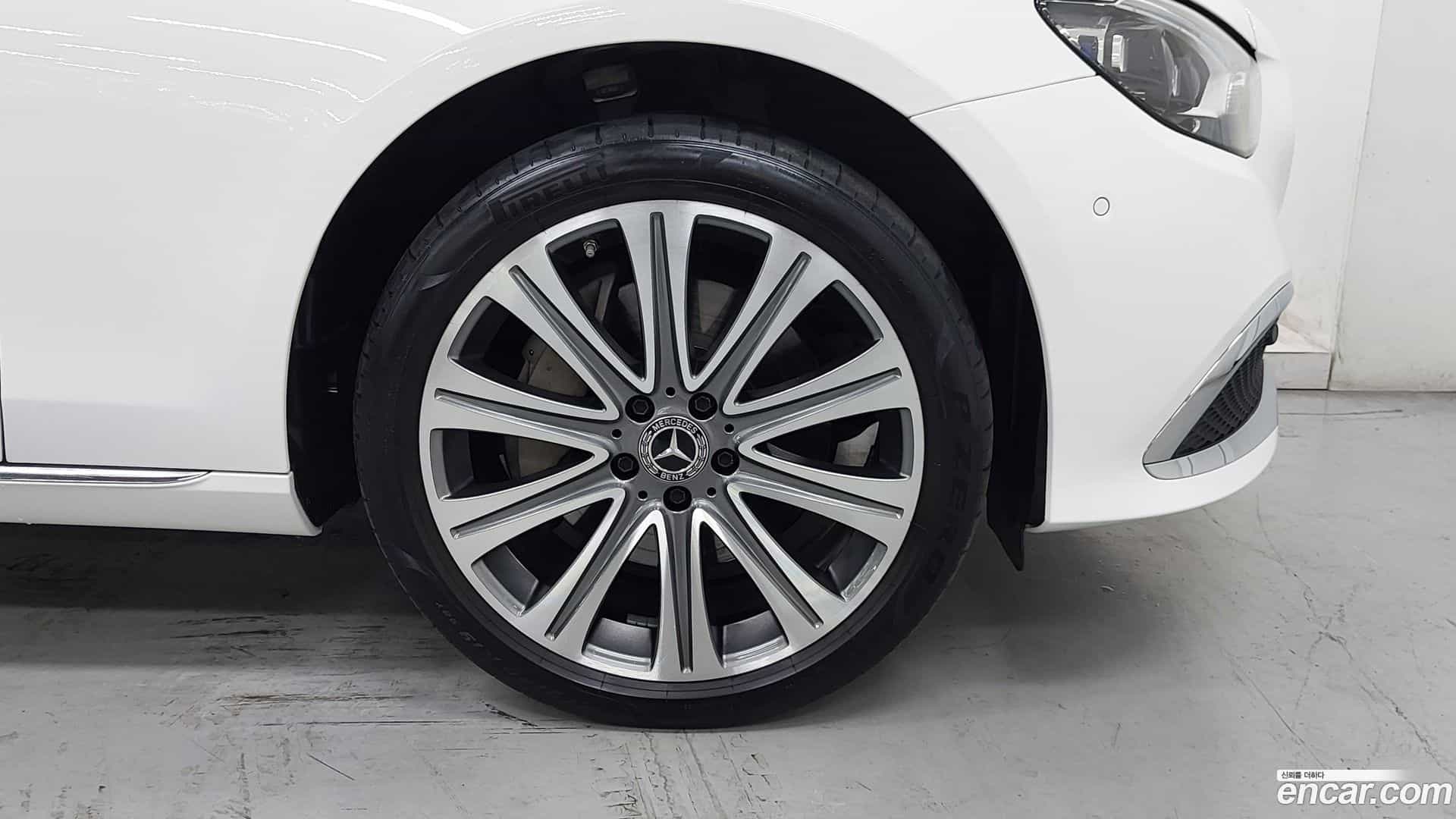 E-Class Mercedes-Benz 2023.5-OUTER-005