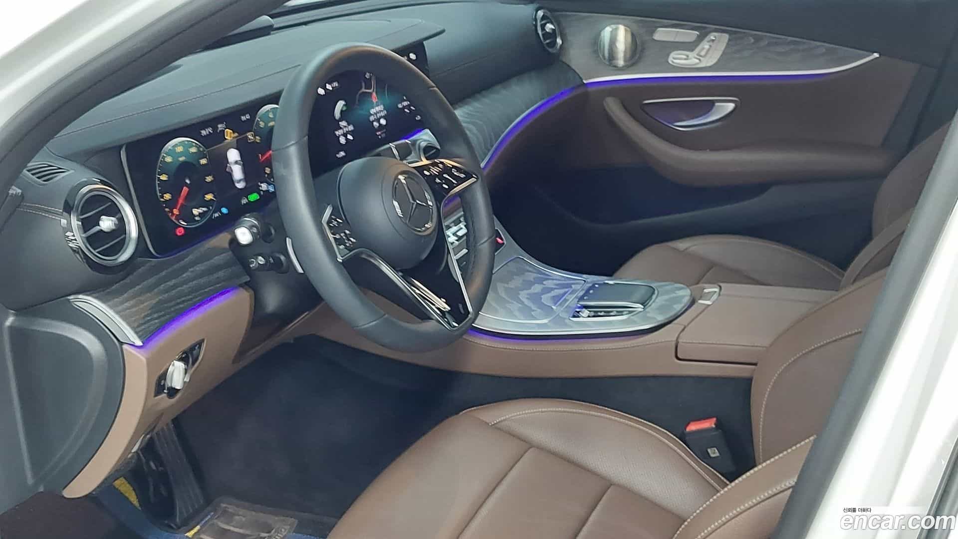 E-Class Mercedes-Benz 2023.5-OPTION-017
