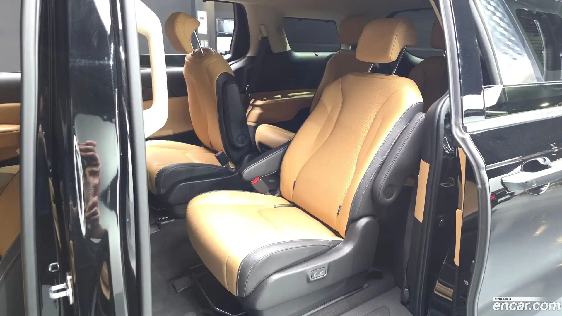 Canival Kia 2021.6-OPTION-016
