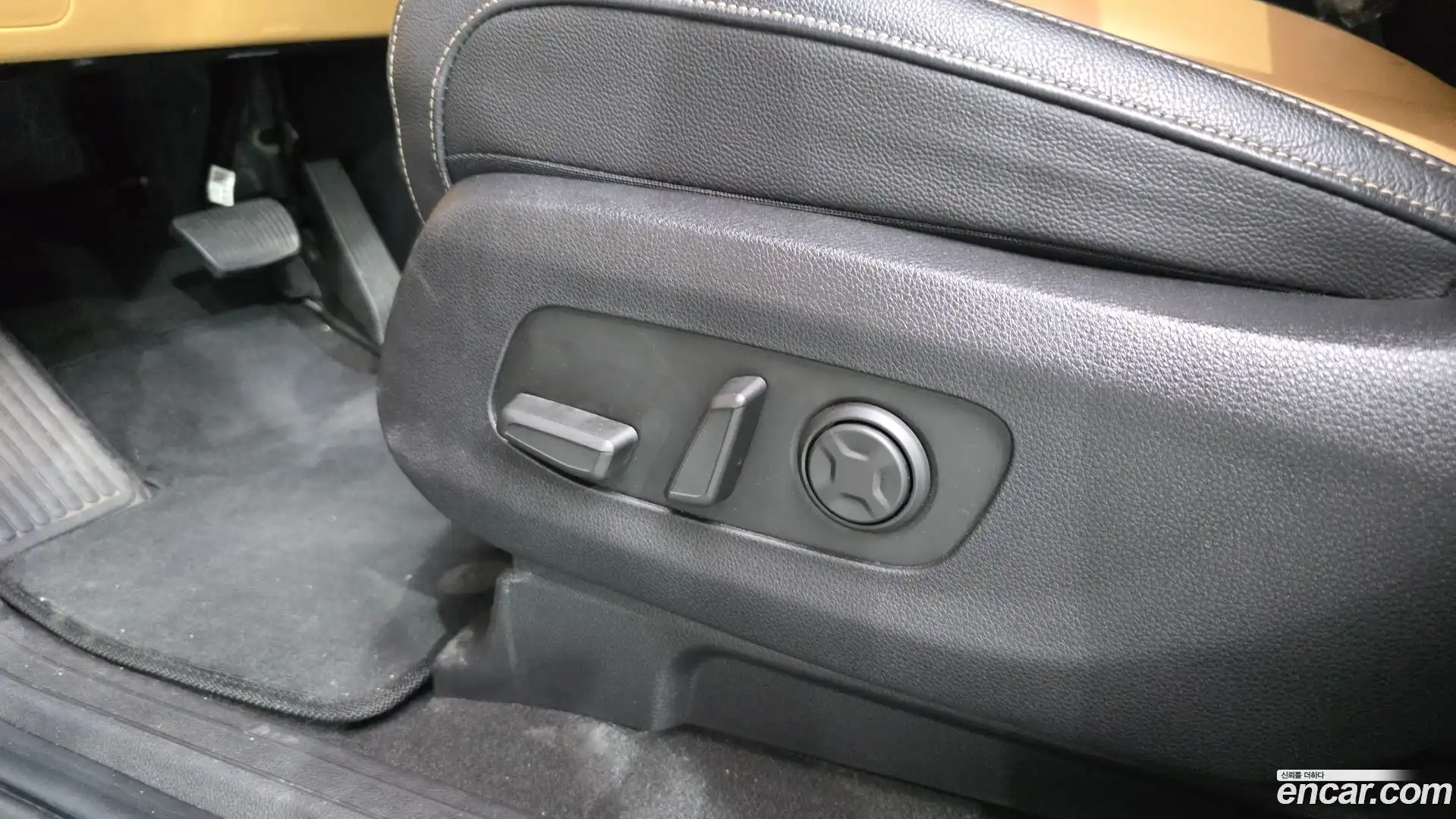 Canival Kia 2021.6-OPTION-044