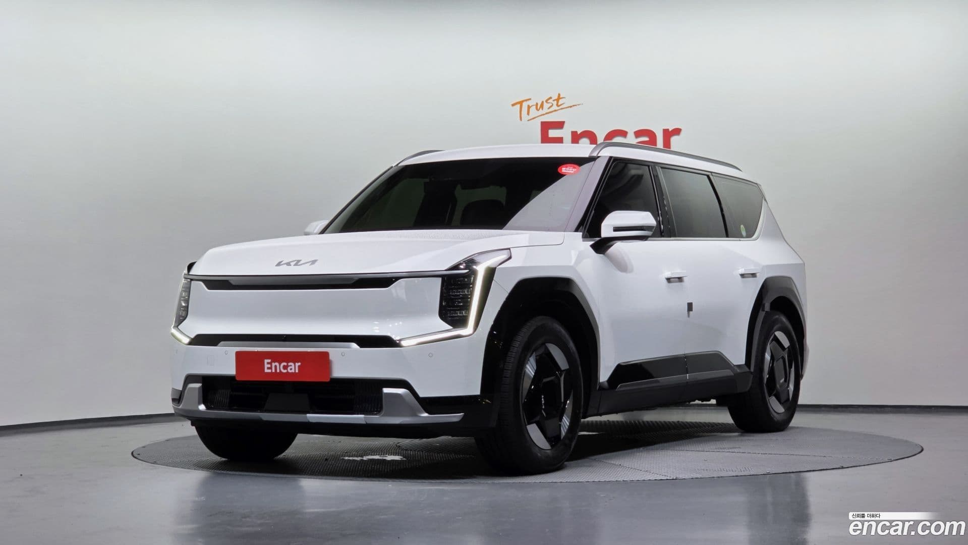 Main__Slider__Photo:EV9 Kia 2023.11-0