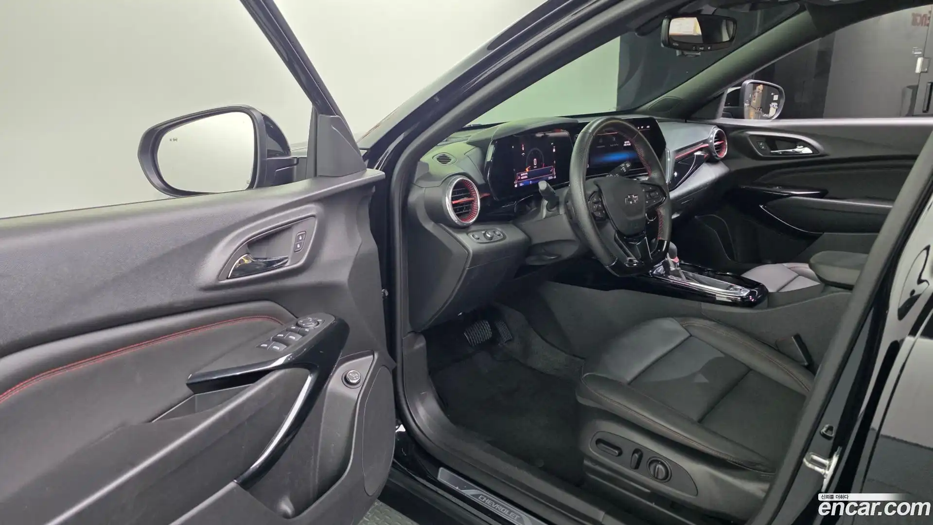 Trax Chevrolet 2025.2-INNER-010