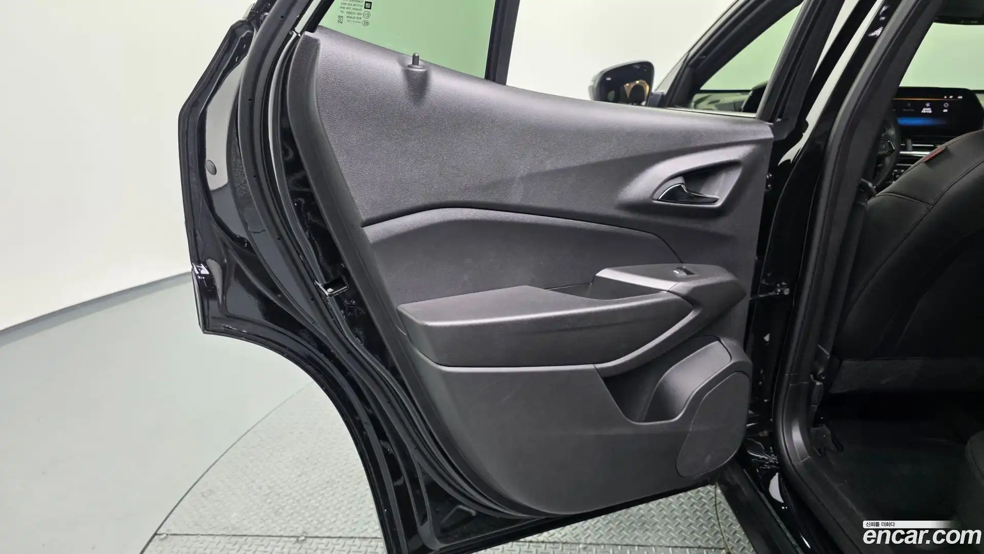 Trax Chevrolet 2025.2-INNER-035