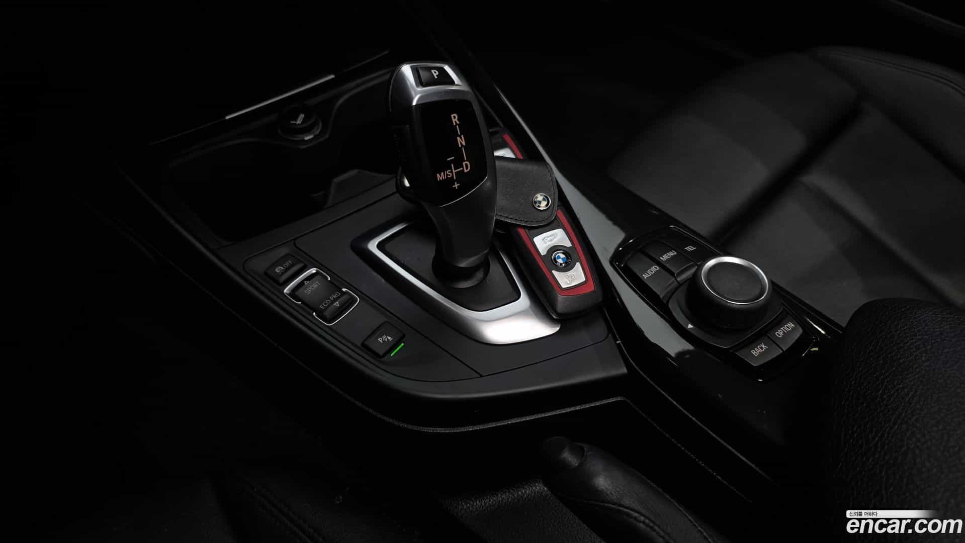 1-Series BMW 2015.3-INNER-009