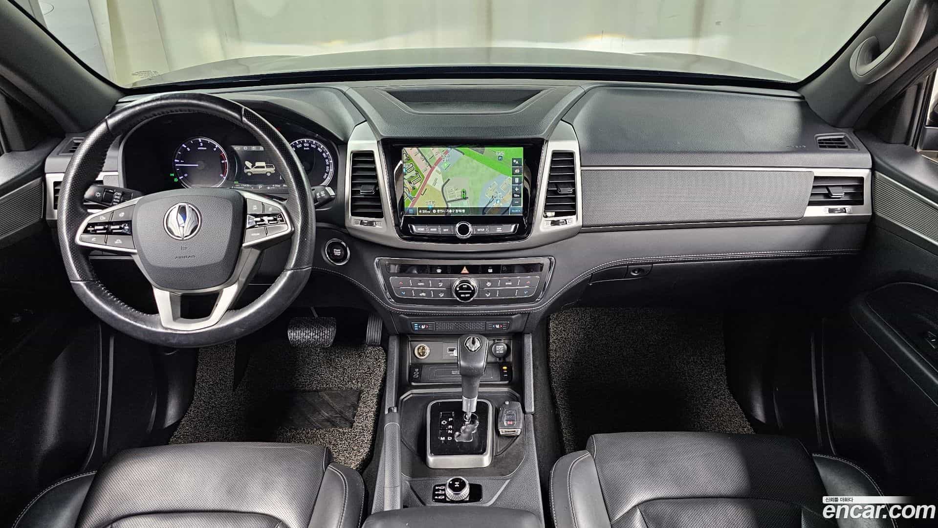 Rexton KG Mobility 2019.5-INNER-007