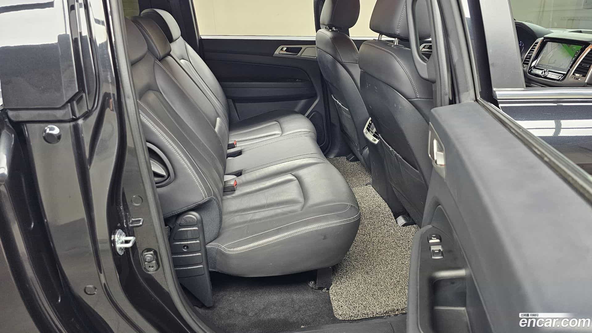 Rexton KG Mobility 2019.5-OPTION-015