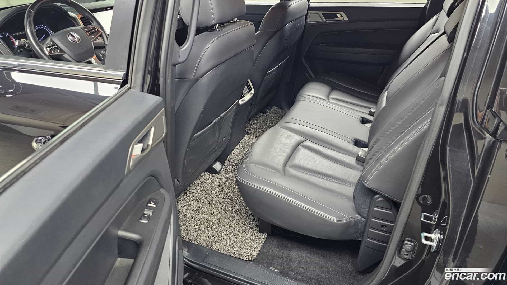Rexton KG Mobility 2019.5-OPTION-016