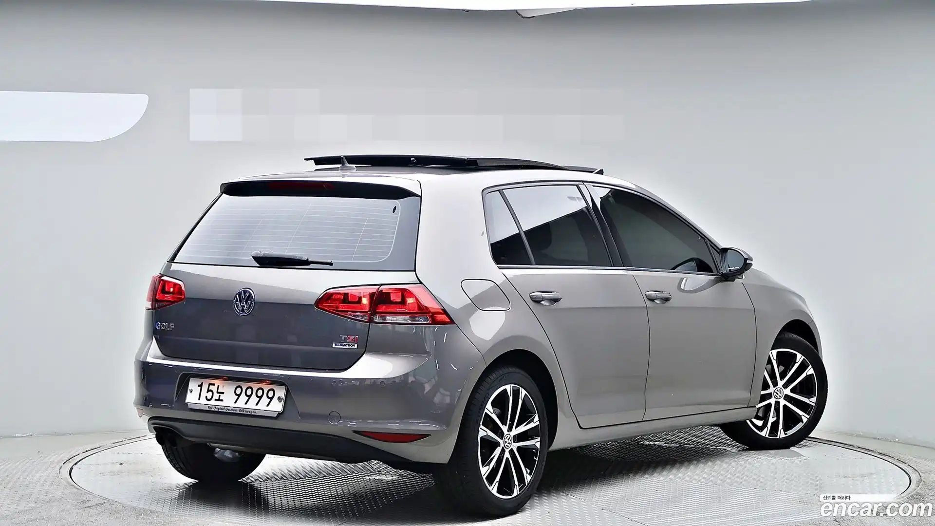 Golf Volkswagen 2016.2-OUTER-002