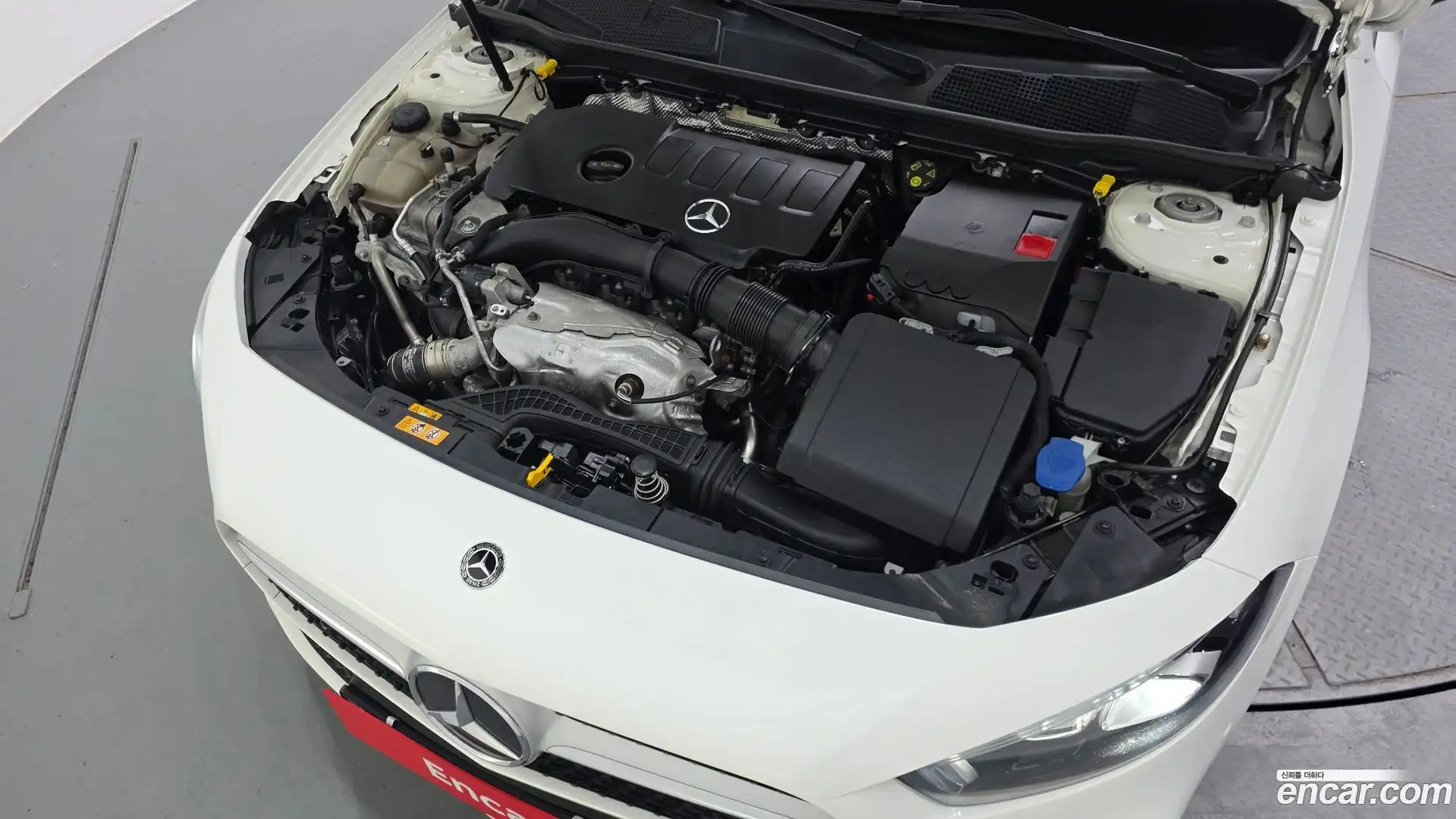 A-Class Mercedes-Benz 2020.3-OUTER-006