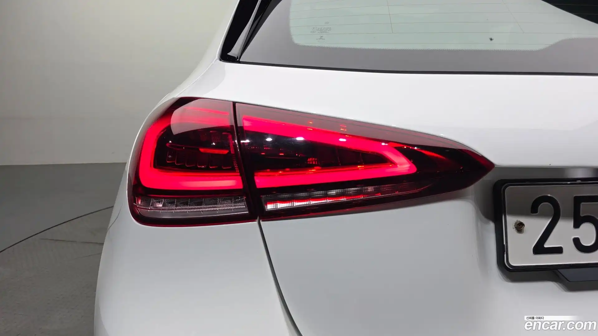 A-Class Mercedes-Benz 2020.3-OUTER-033
