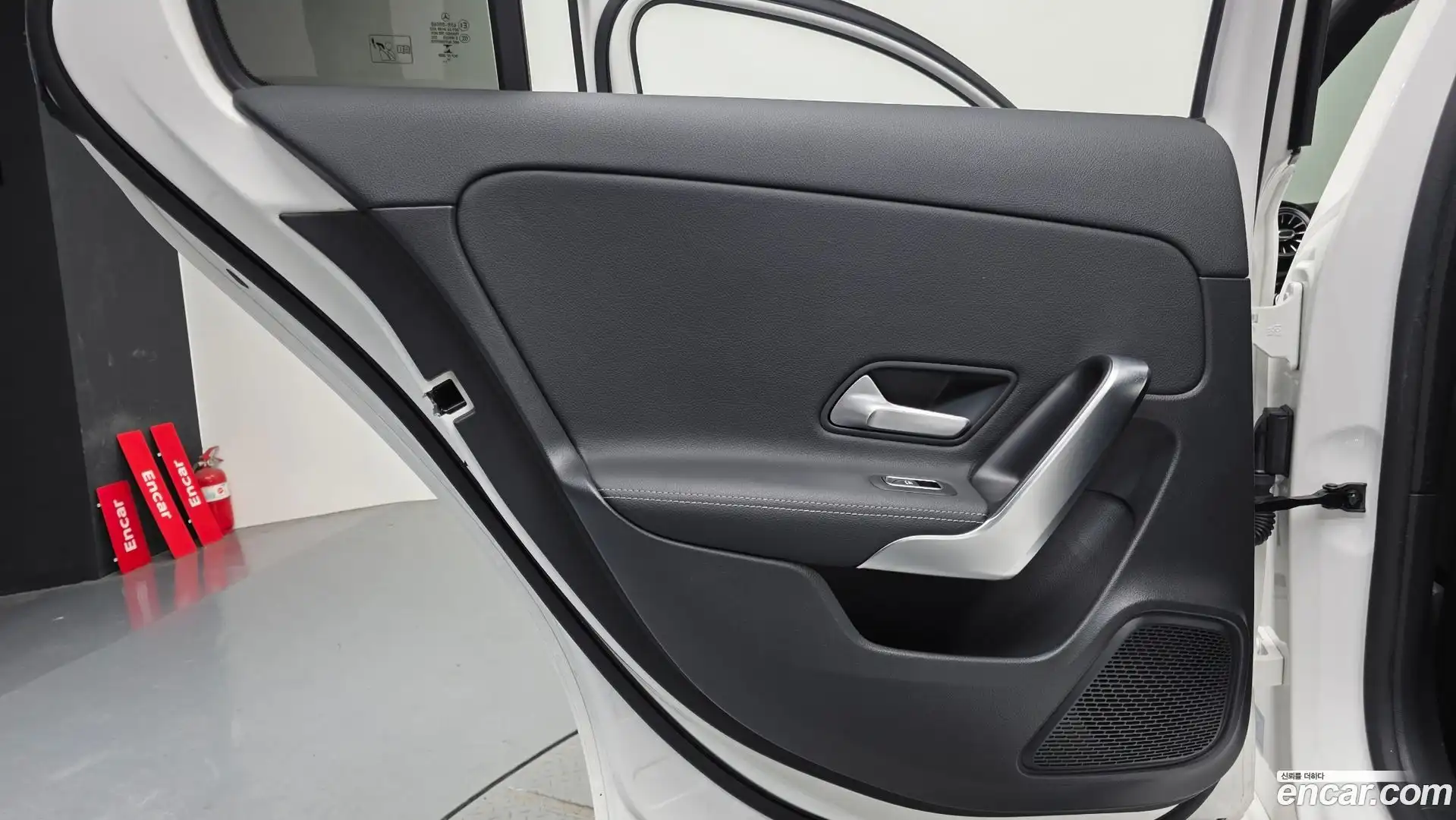 A-Class Mercedes-Benz 2020.3-INNER-035