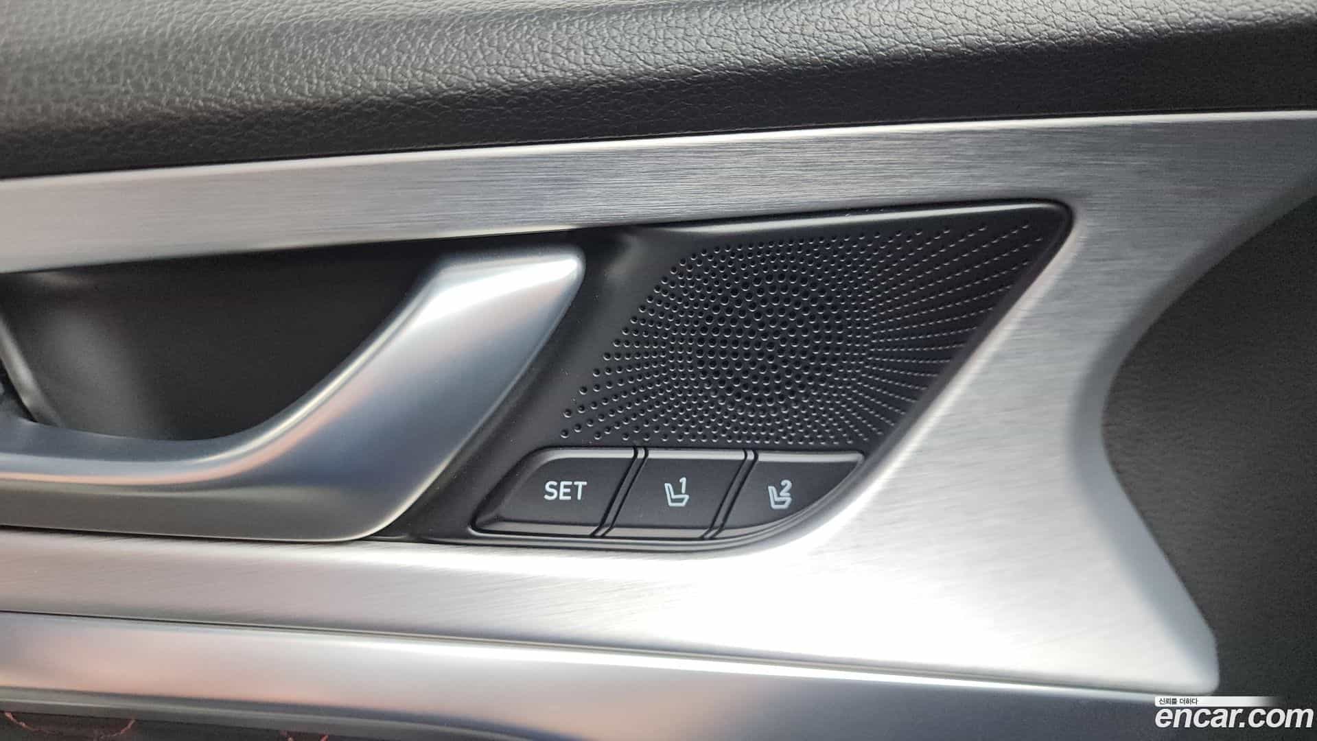 G70 Genesis 2018.6-OPTION-048