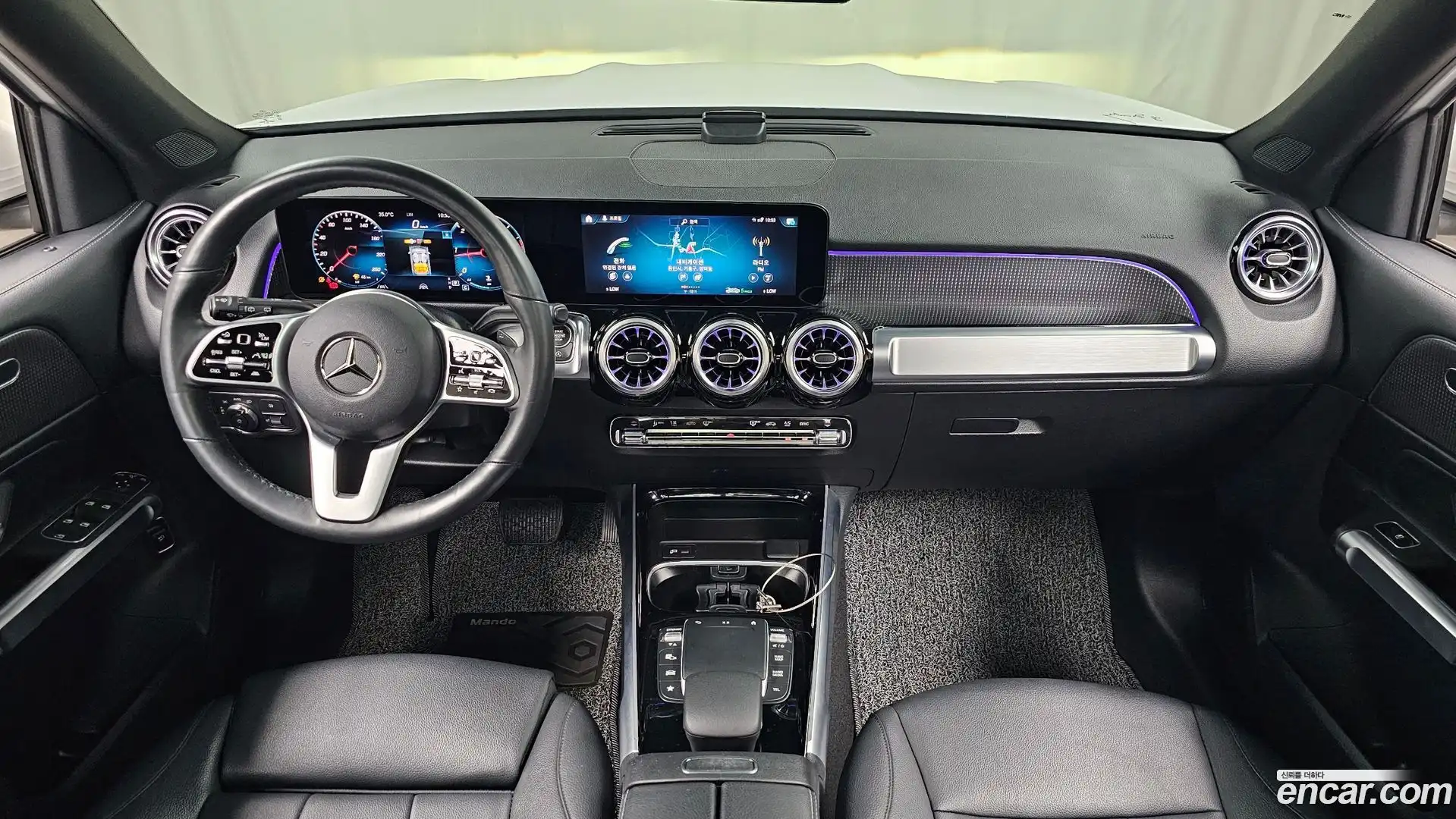 GLB-Class Mercedes-Benz 2022.10-INNER-007