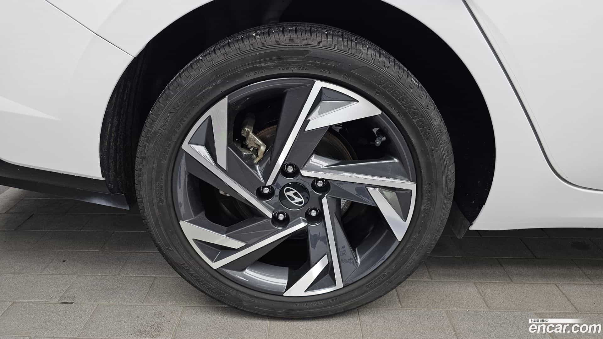 AVANTE Hyundai 2023.3-OUTER-005