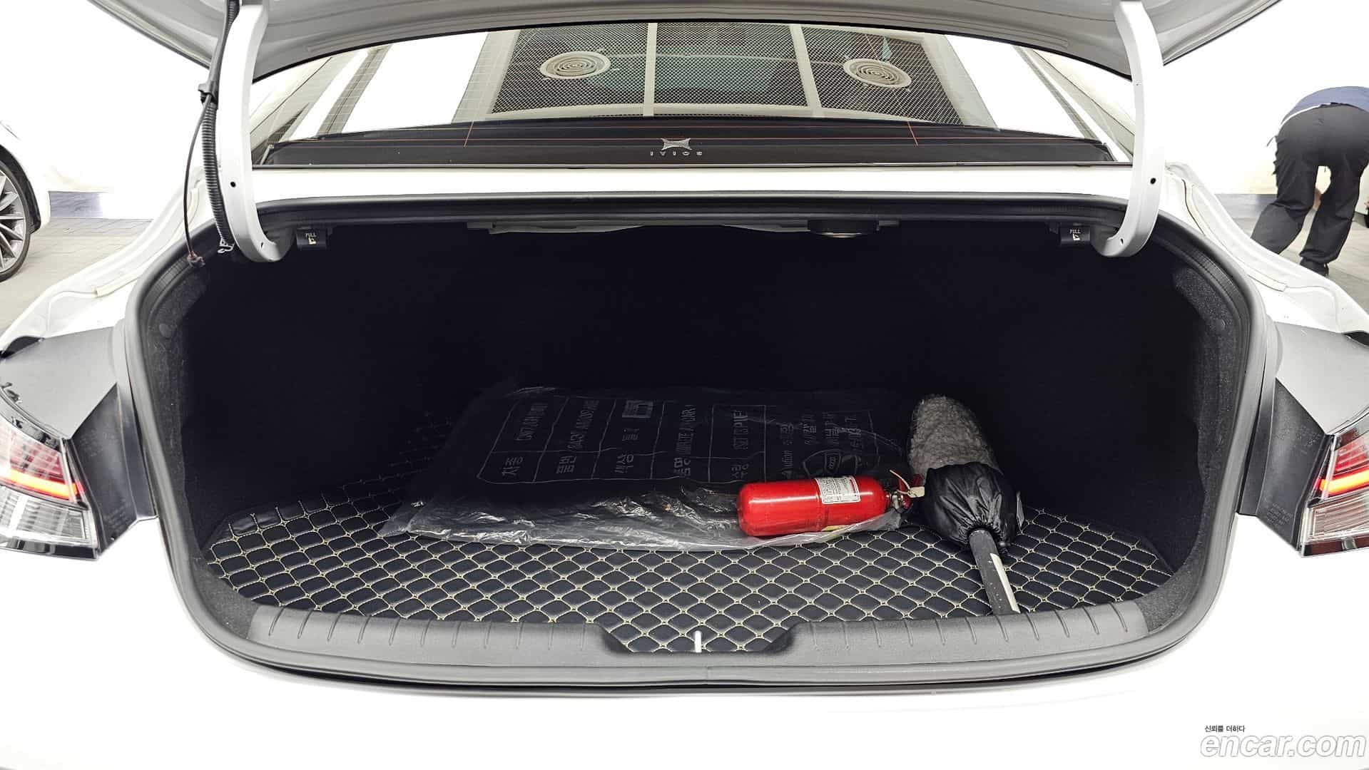 AVANTE Hyundai 2023.3-OPTION-024