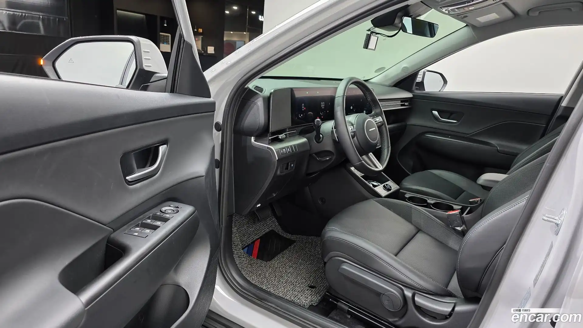 Kona Hyundai 2025.5-INNER-010