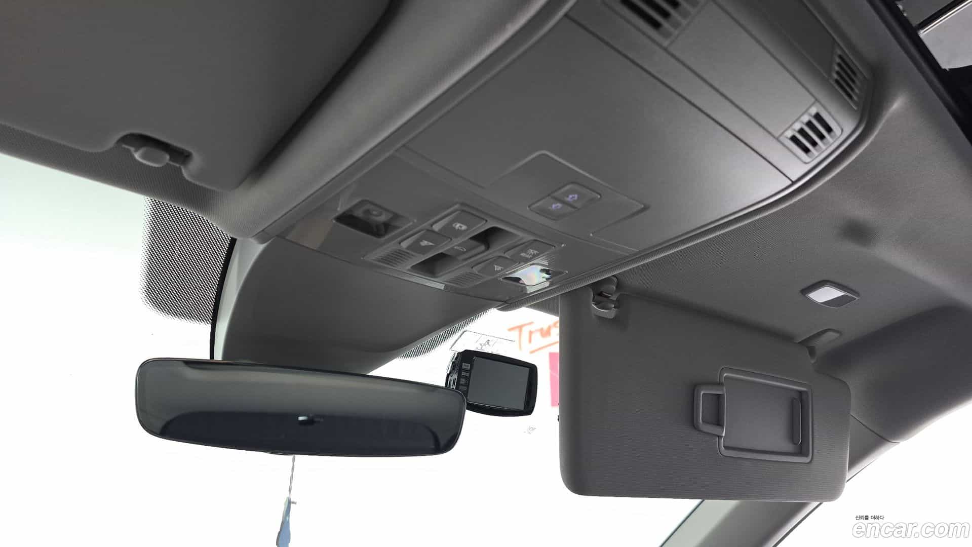 Tiguan Volkswagen 2019.10-OPTION-023