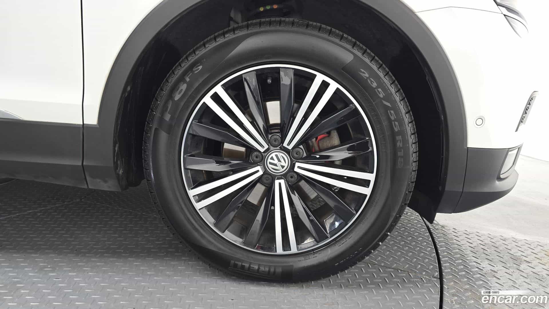 Tiguan Volkswagen 2019.10-OUTER-031