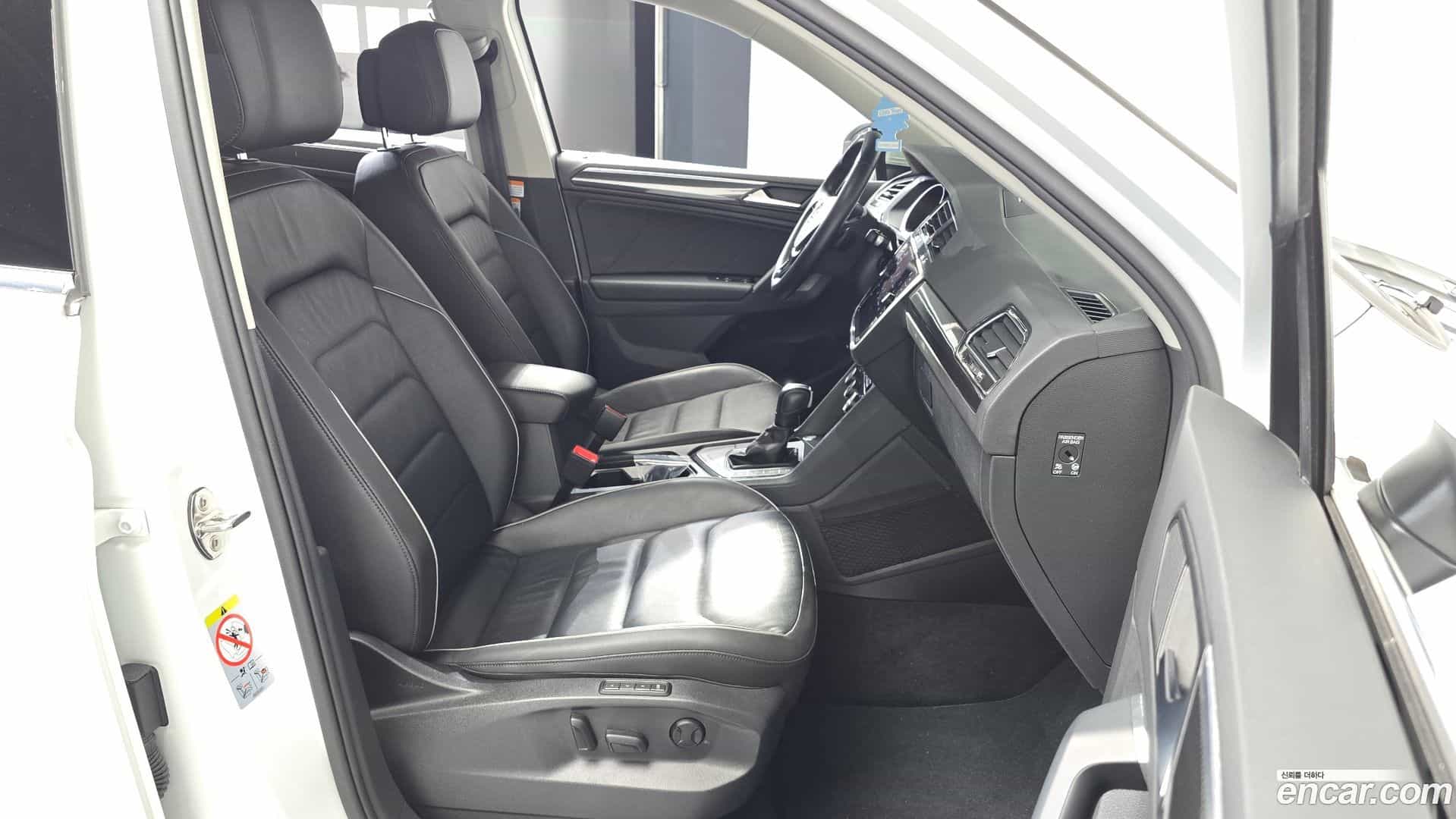 Tiguan Volkswagen 2019.10-INNER-036