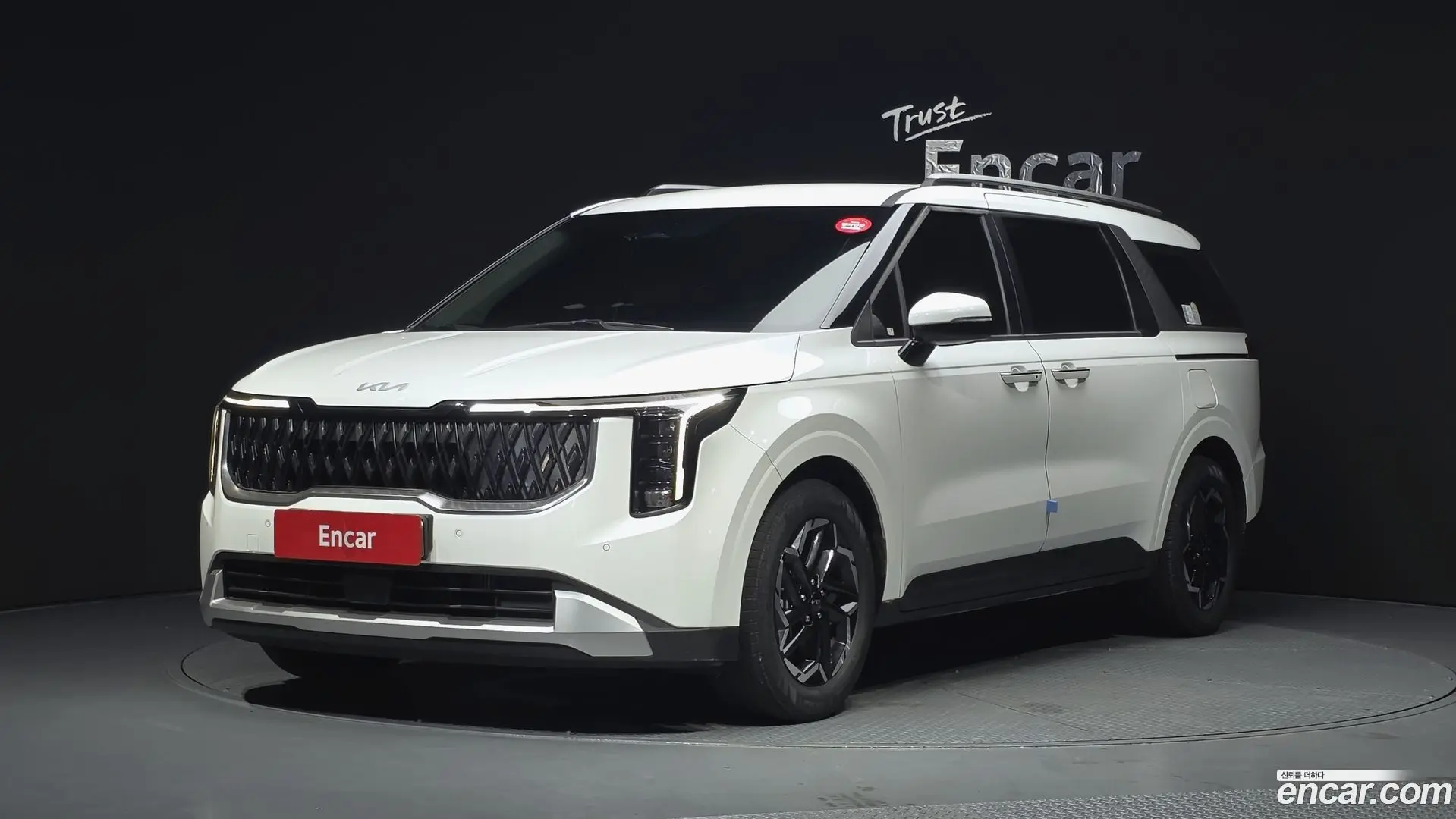 Main__Slider__Photo:Canival Kia 2024.2-0