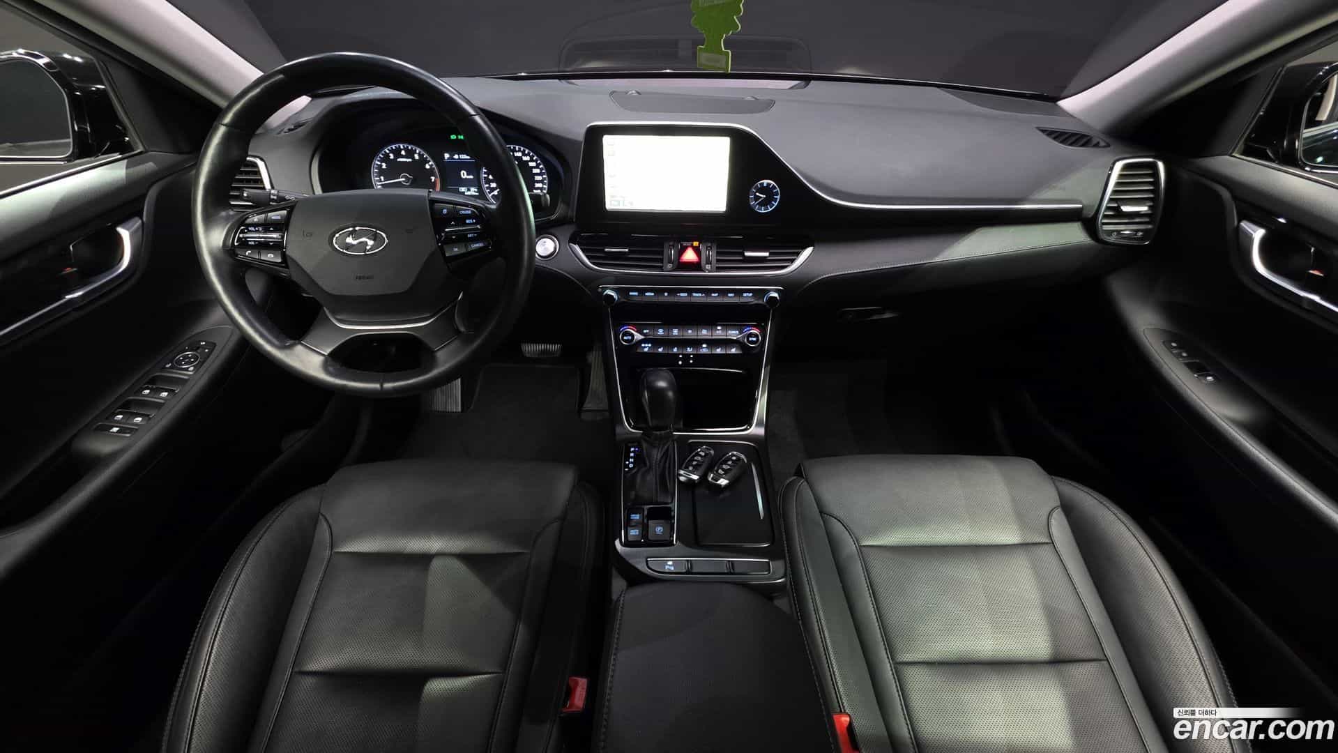 Grandeur Hyundai 2017.5-INNER-007