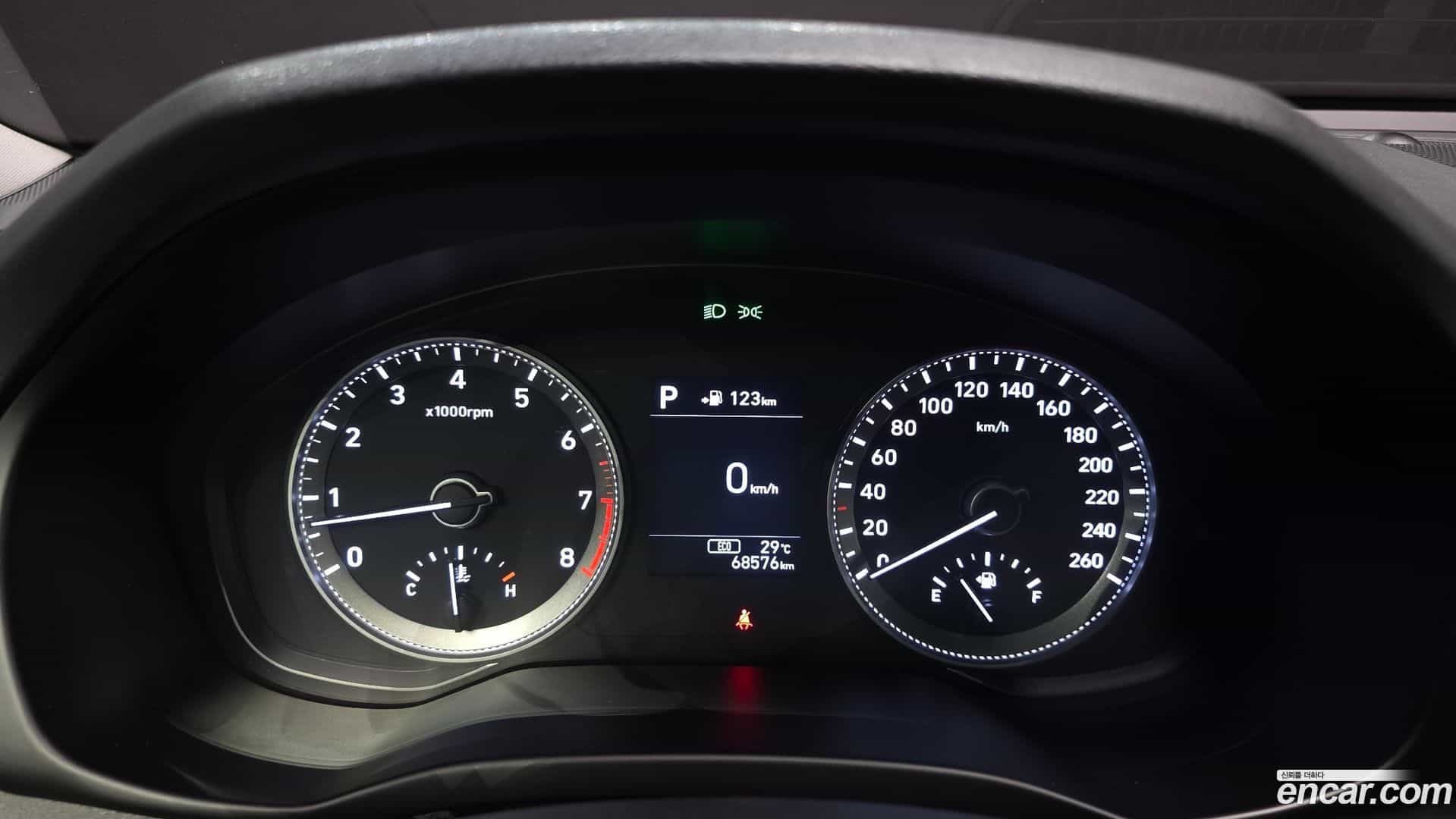 Grandeur Hyundai 2017.5-INNER-008