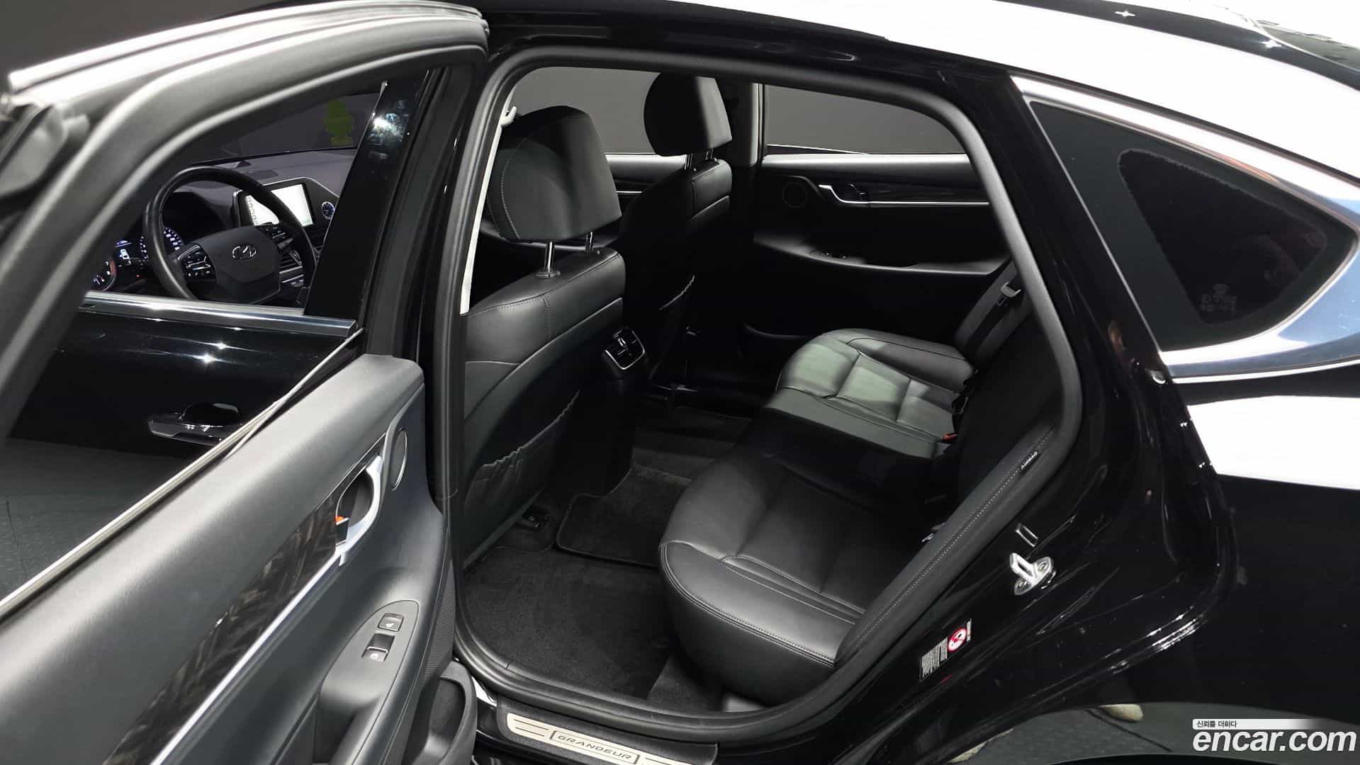 Grandeur Hyundai 2017.5-OPTION-016