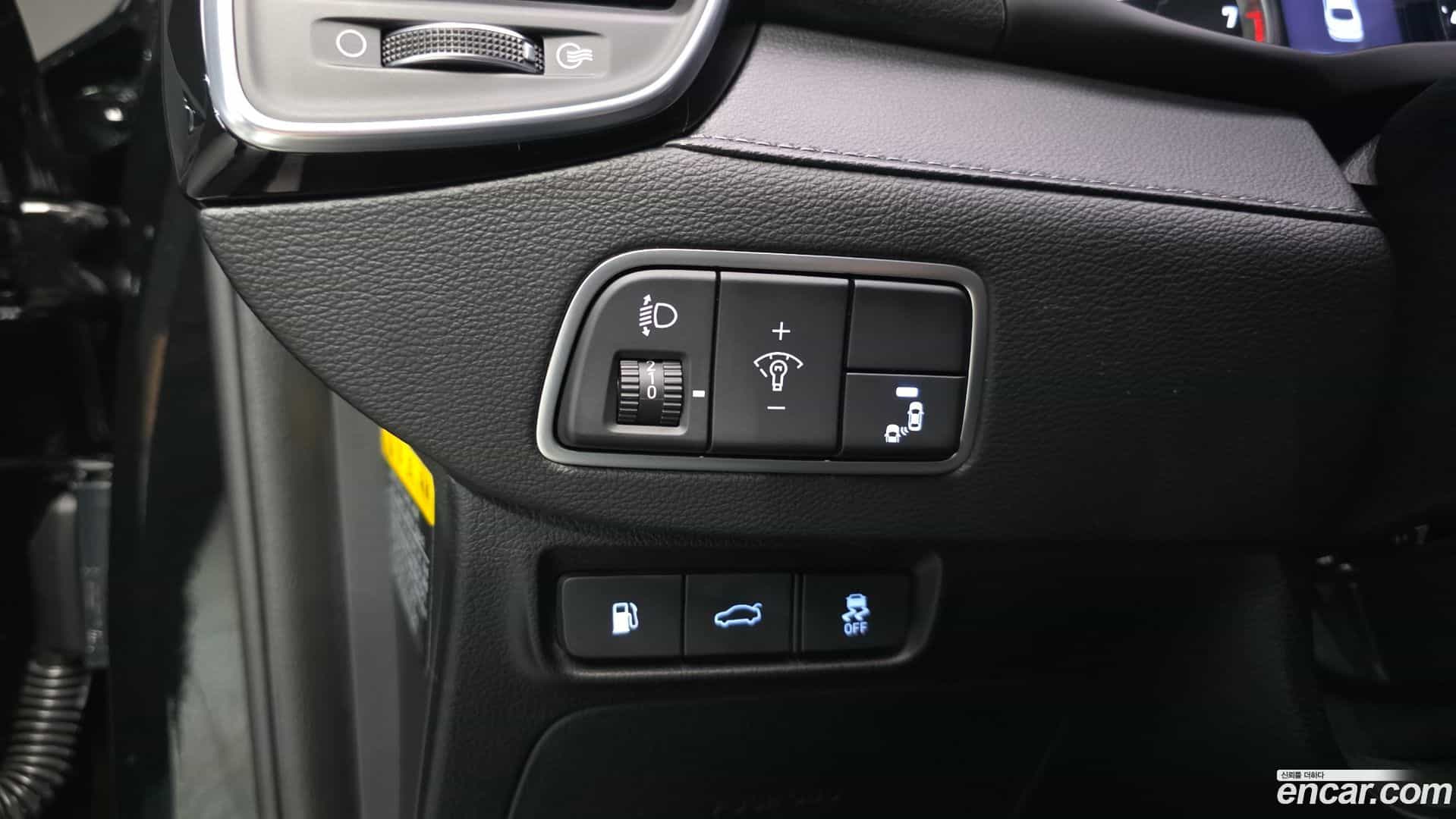 Grandeur Hyundai 2017.5-OPTION-022