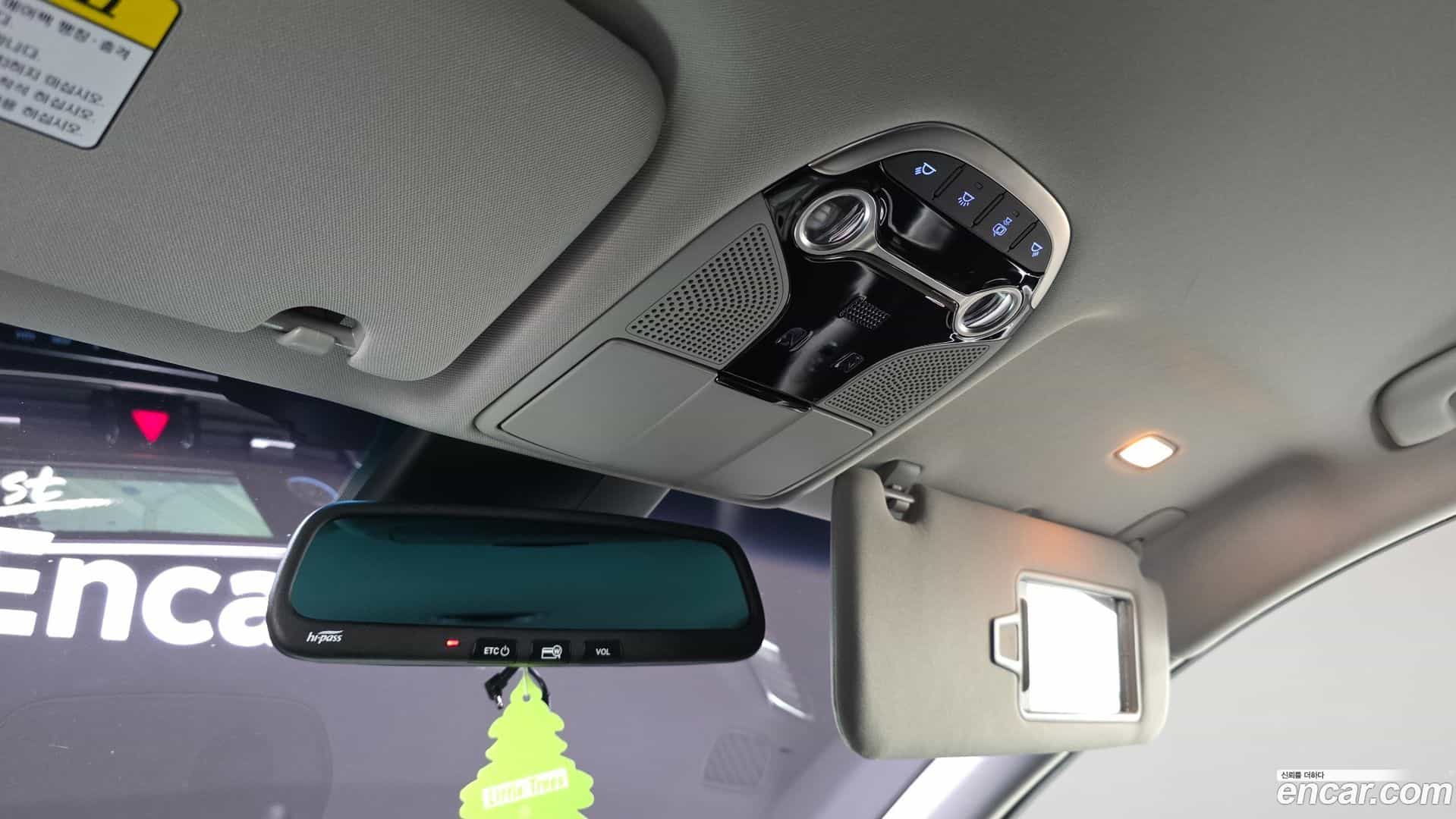 Grandeur Hyundai 2017.5-OPTION-024
