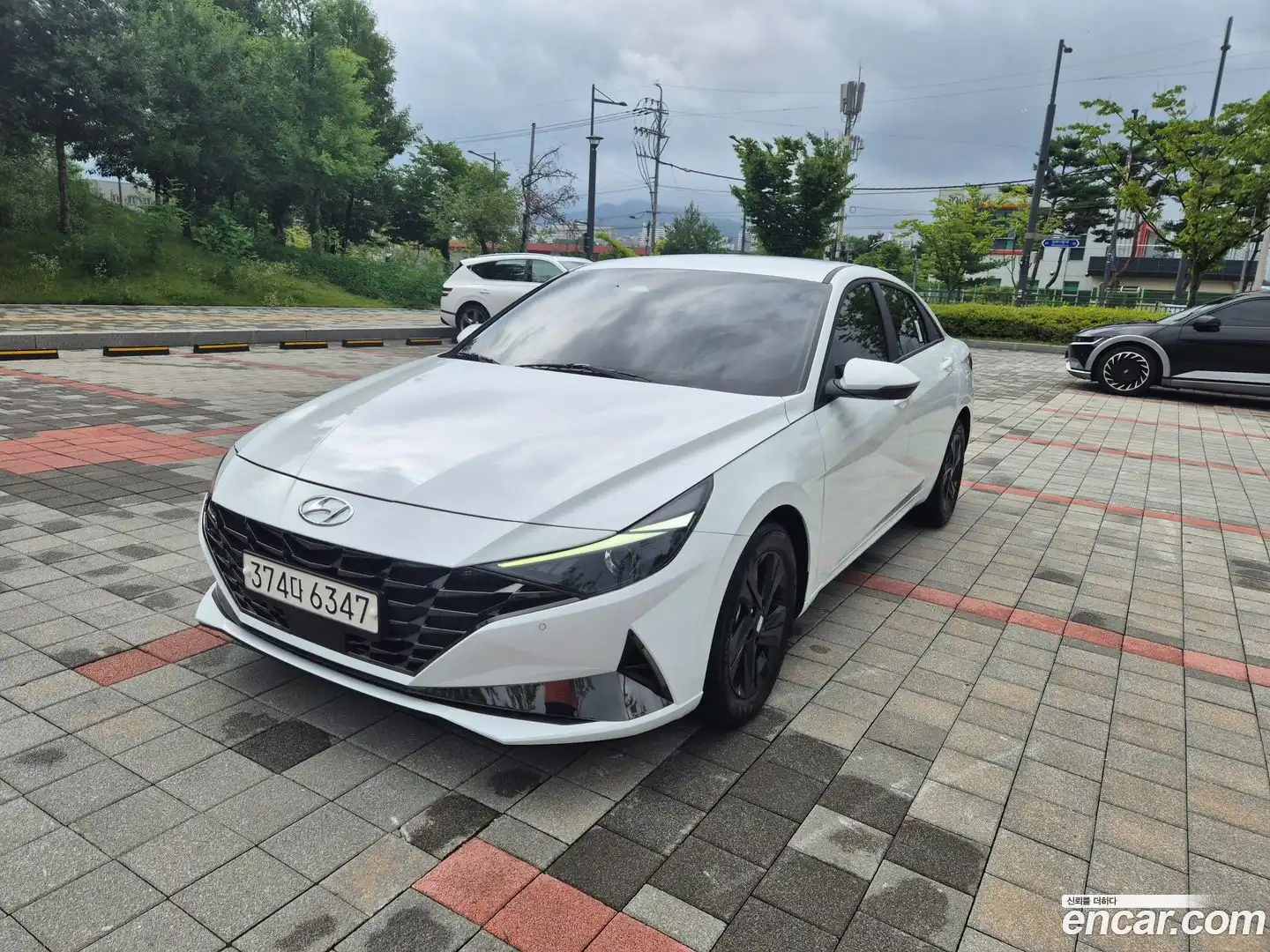 AVANTE Hyundai 2022.4-OUTER-001