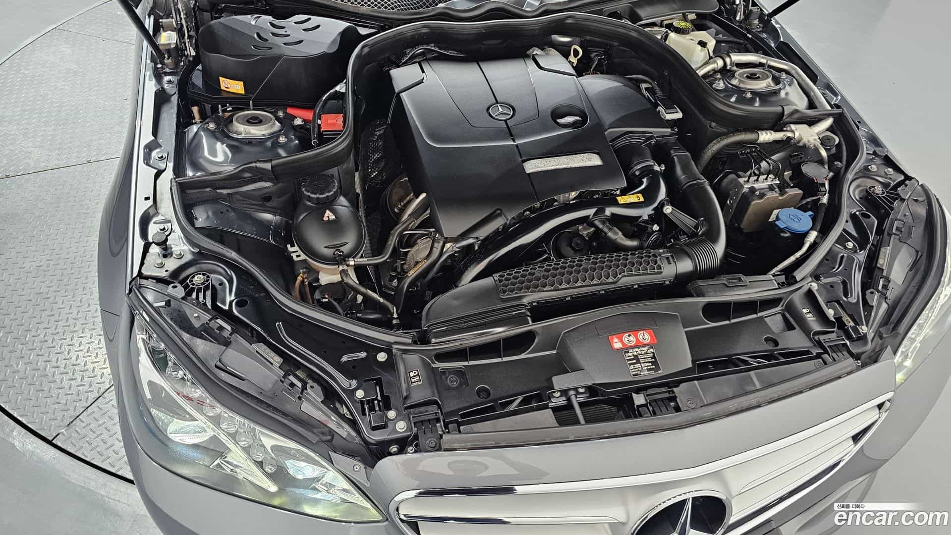 E-Class Mercedes-Benz 2015.9-OUTER-006
